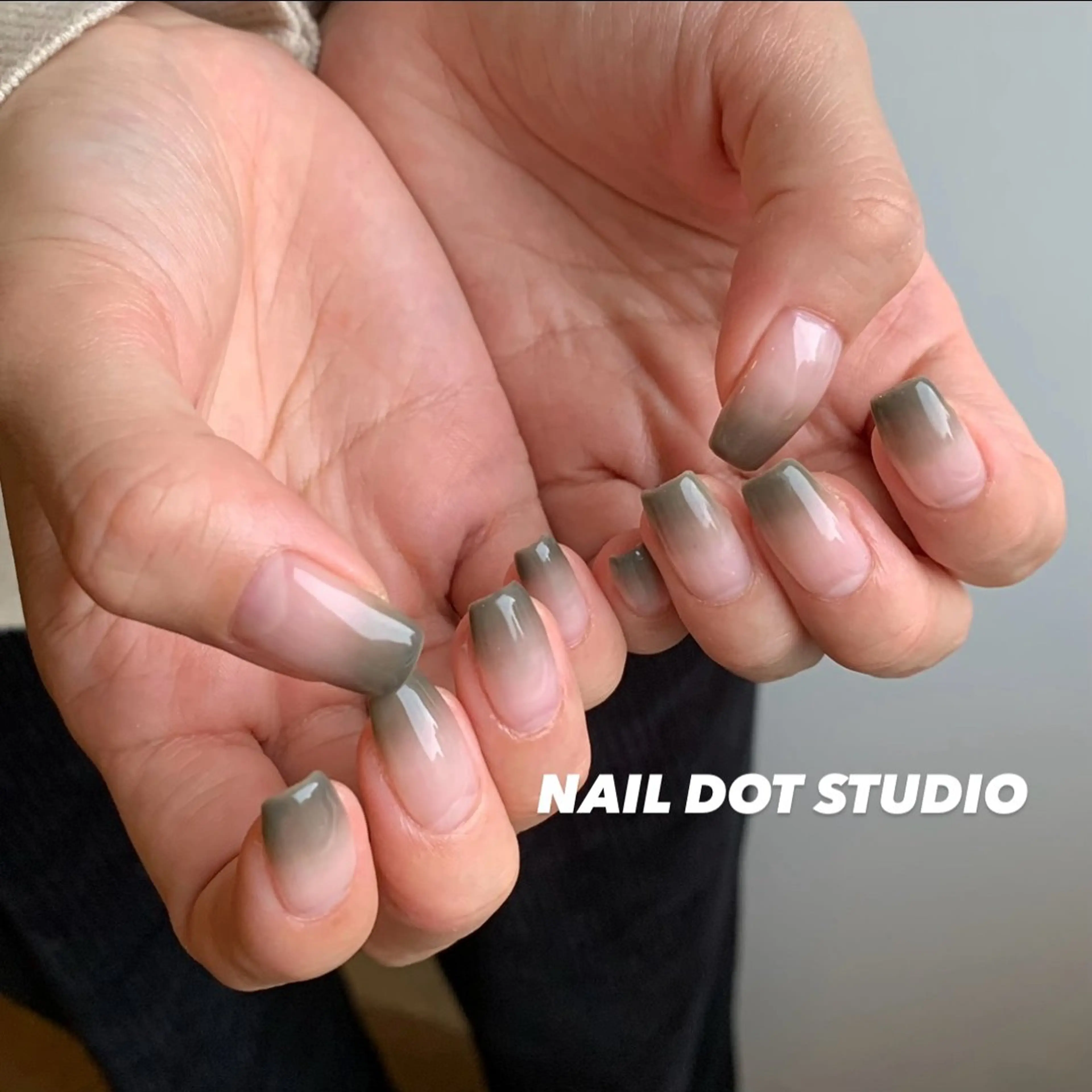ネイル NAIL DOT STUDIO堺筋本町のネイルデザイン