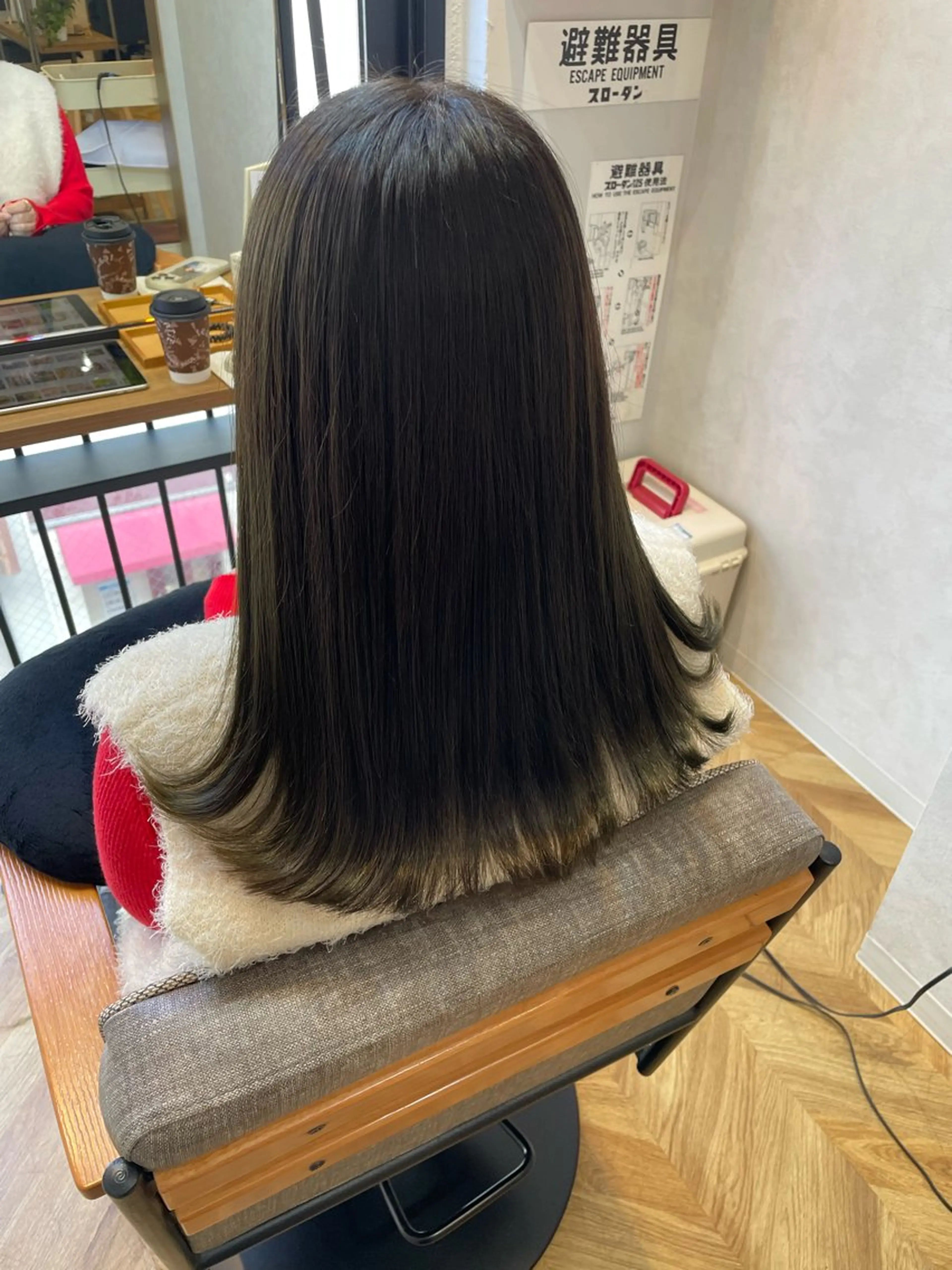 【⭐️平日限定⭐️】🌈カット＋ダメージレスカラー 1step TRの写真