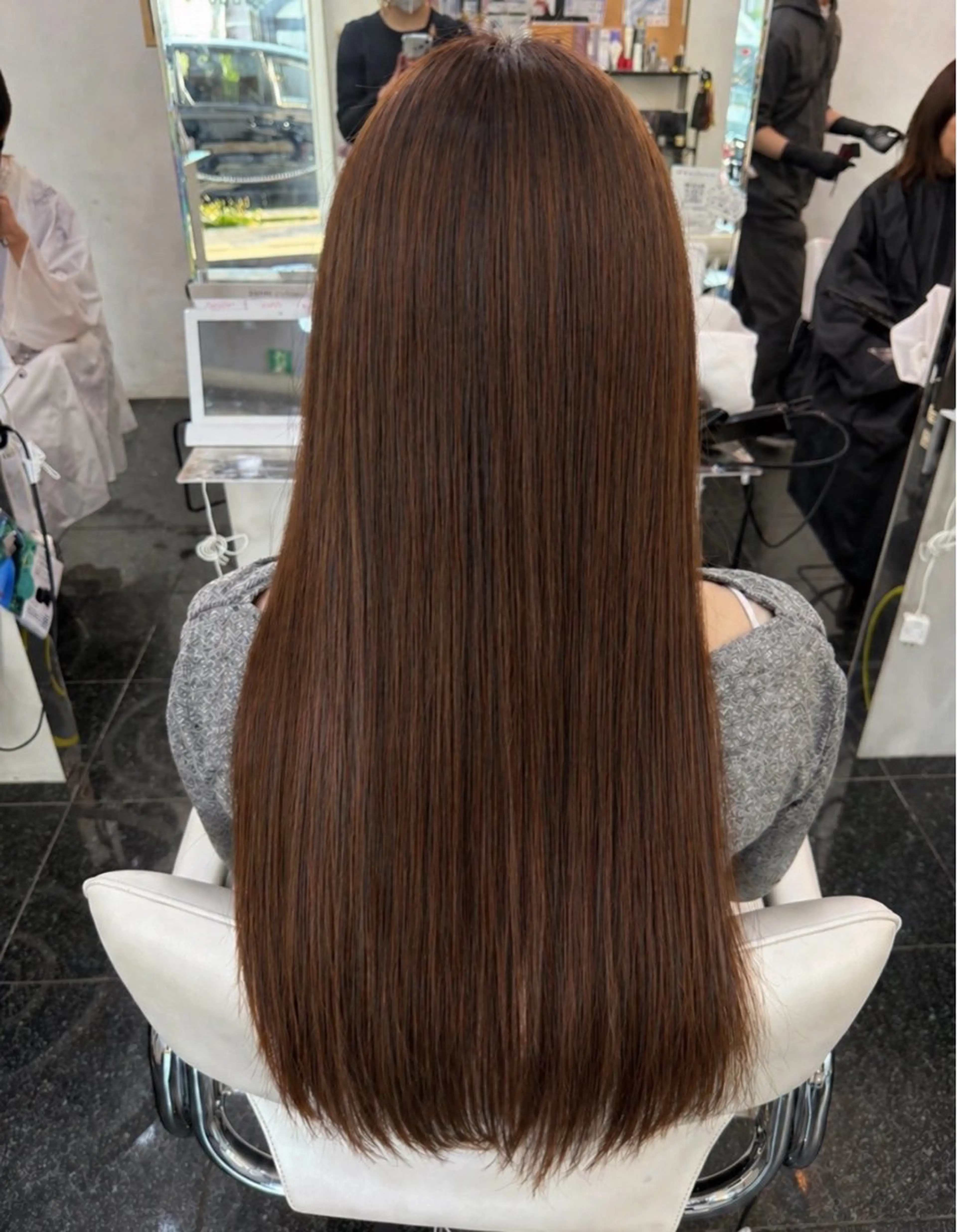 カラー 透明感カラー💎 岩崎美優のヘアスタイル