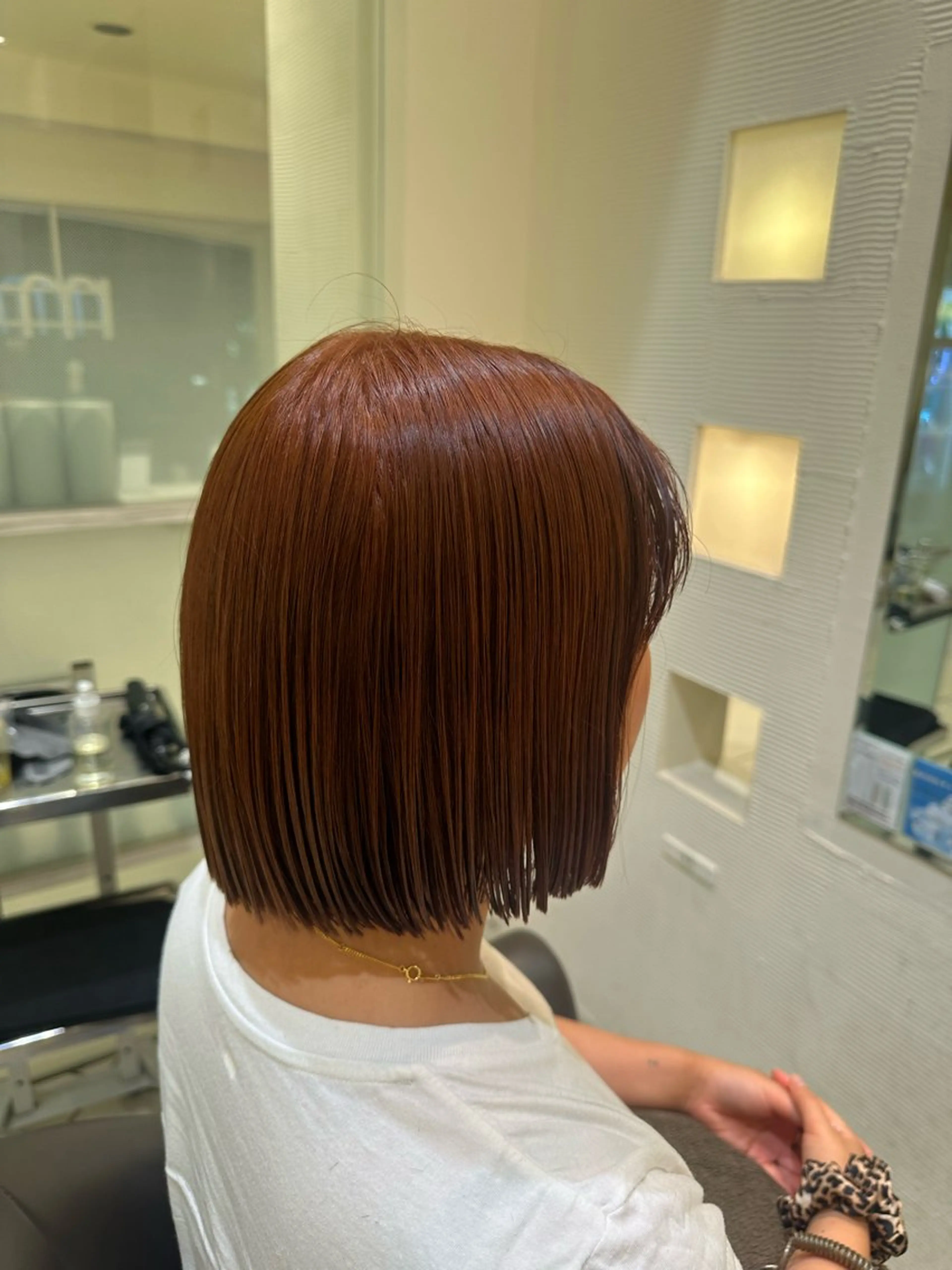 ミディアム カラー ヘアアレンジ タイトボブ個性派カラ ーAKANEのヘアスタイル