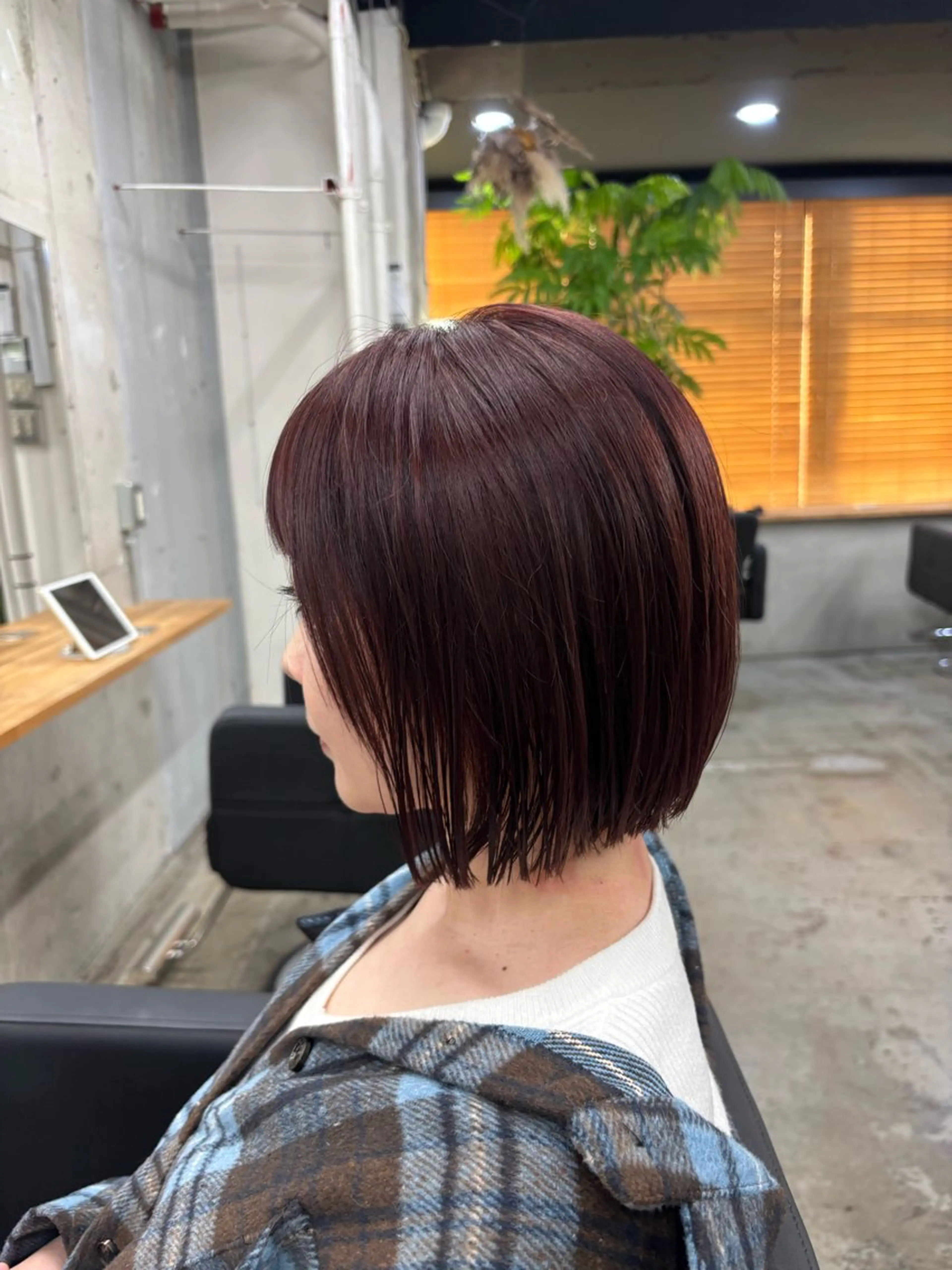 ショート カラー mono / Manatoのヘアスタイル