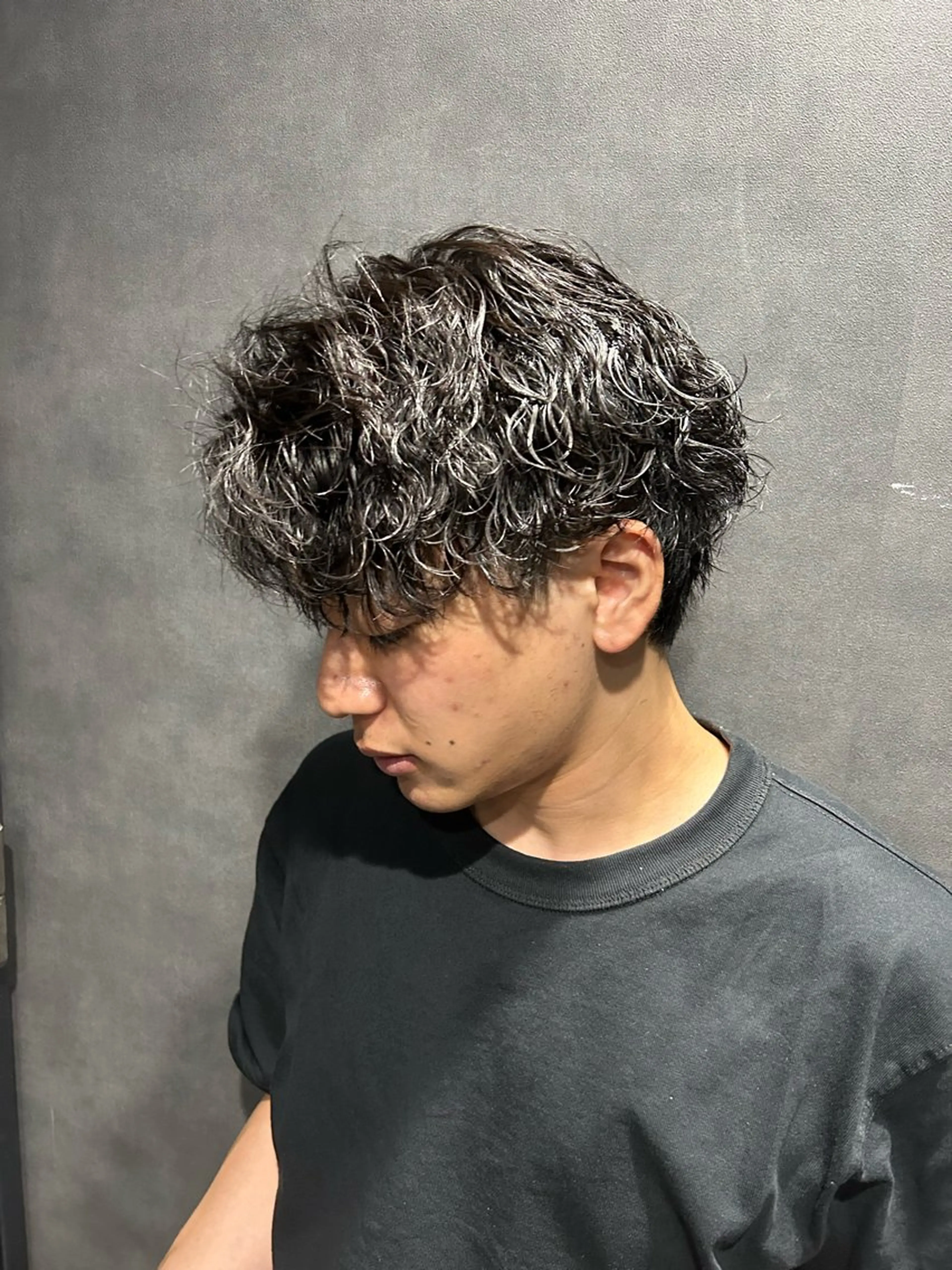パーマ メンズ センターパート マッシュ メンズパーマ 学生（メンズ向け） 波巻きパーマ メンズパーマ全般/ 似合わせ/ジョウのヘアスタイル