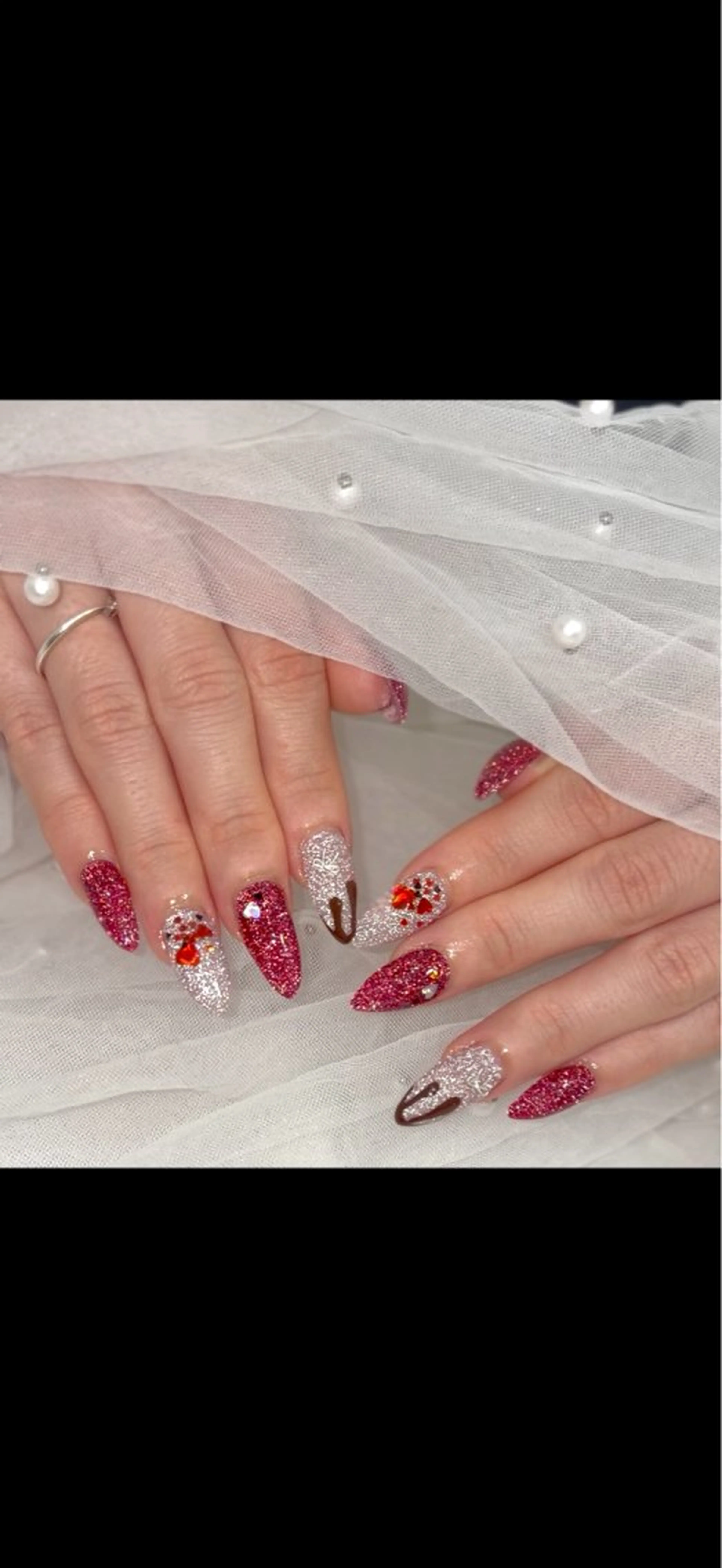 ネイル バレンタイン Salon Bear Chiiのネイルデザイン