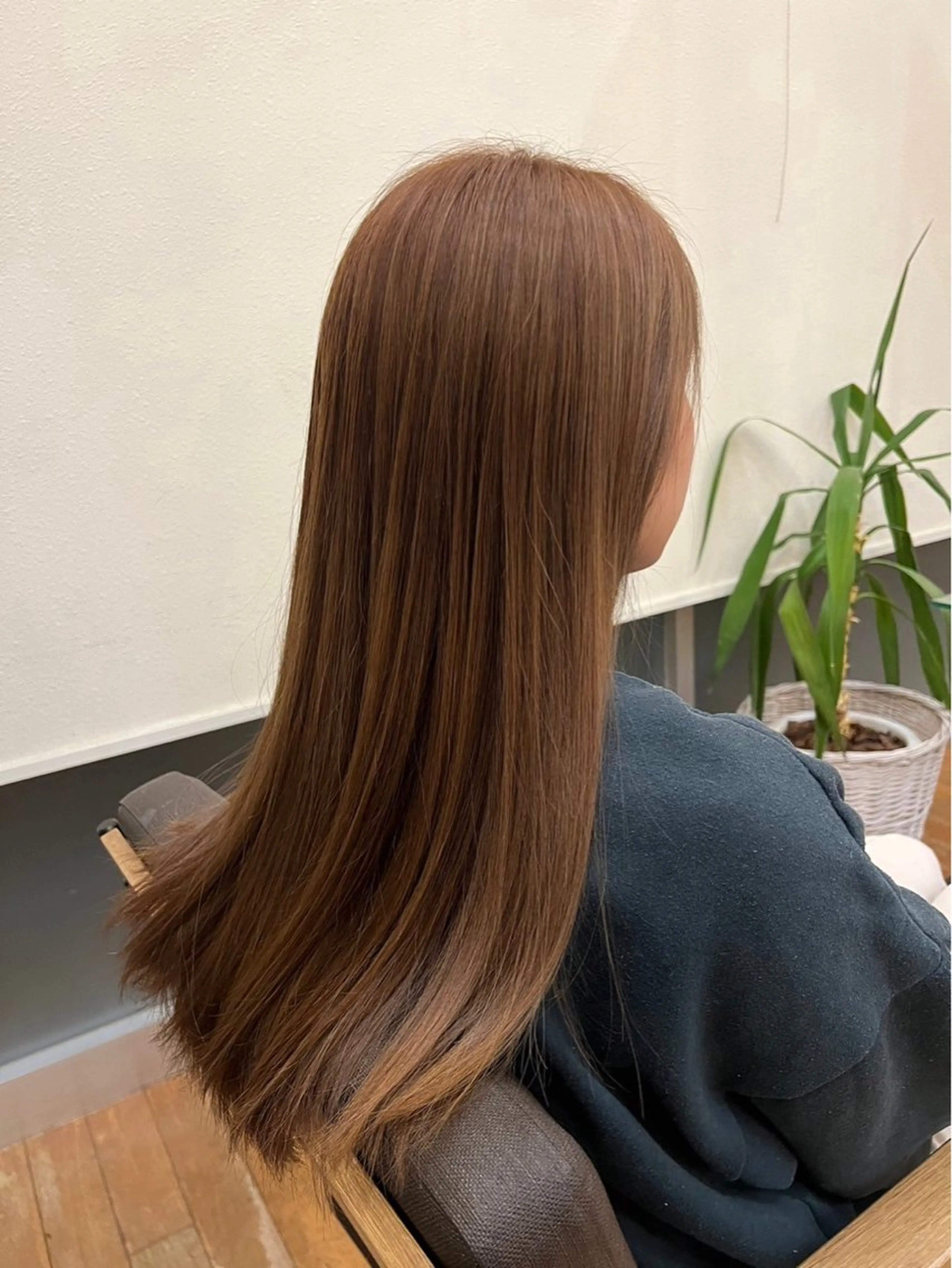 カラー ベージュカラー ブリーチ ブリーチなしカラー ハイトーン／ レイヤー／ボブのヘアスタイル