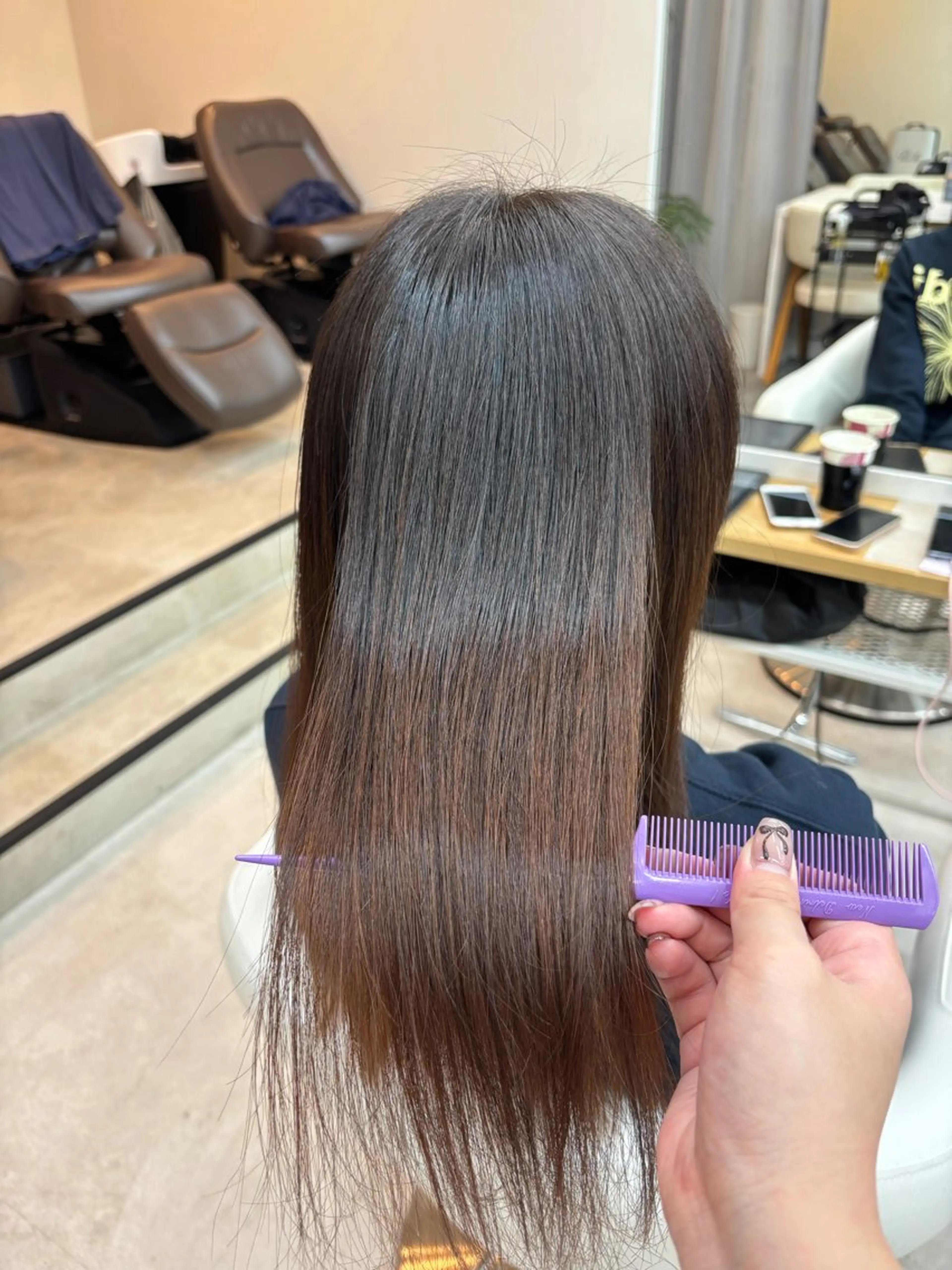 ロング 縮毛矯正 トリートメント 𝗆𝗂𝗒𝗎 🐈‍⬛🎀のヘアスタイル