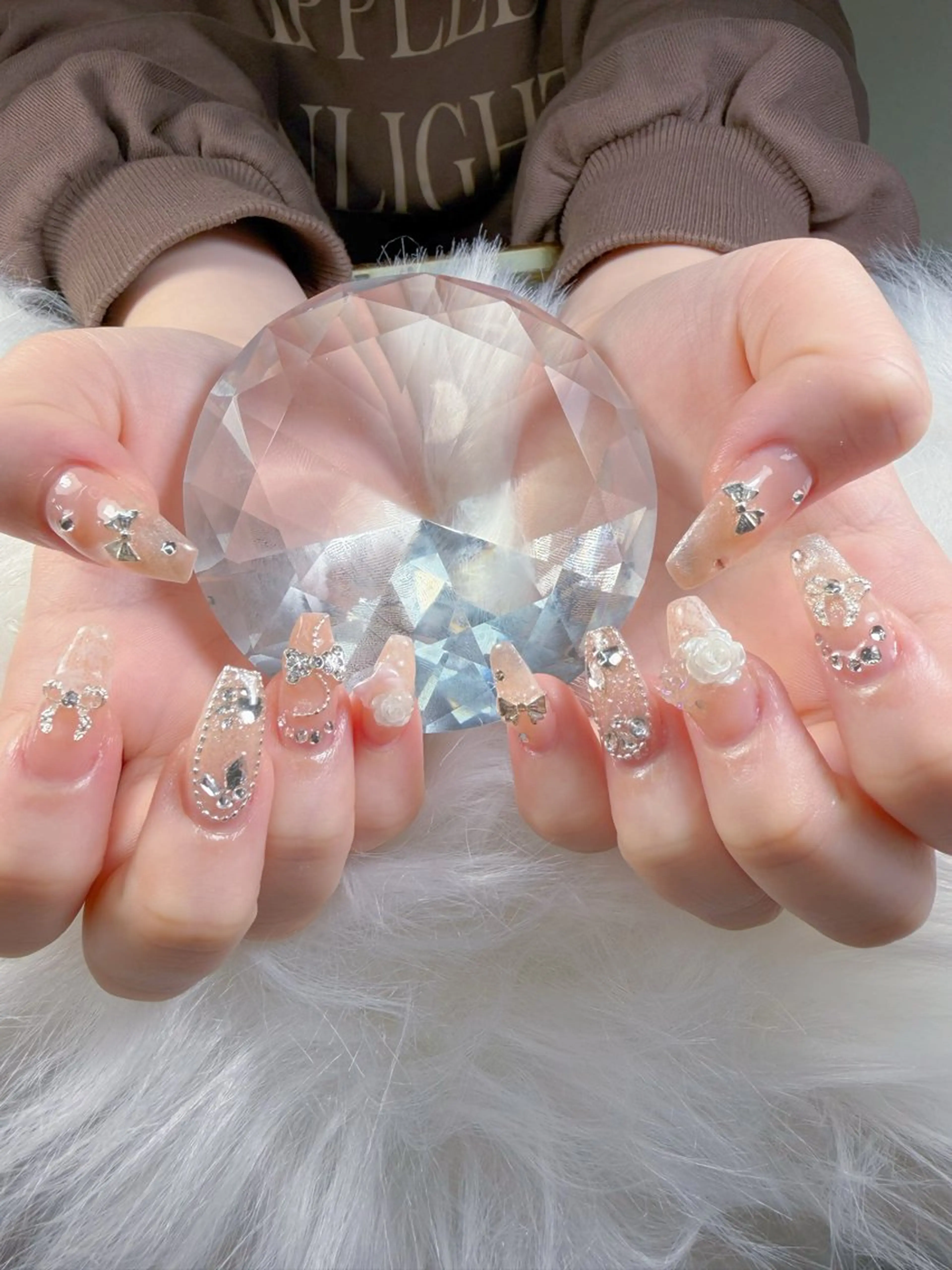 ネイル アートネイル オーロラネイル チークネイル 長さ出し フットネイル ハンドネイル フットネイル ハンドケア Noiranail_ studio川越西口のネイルデザイン