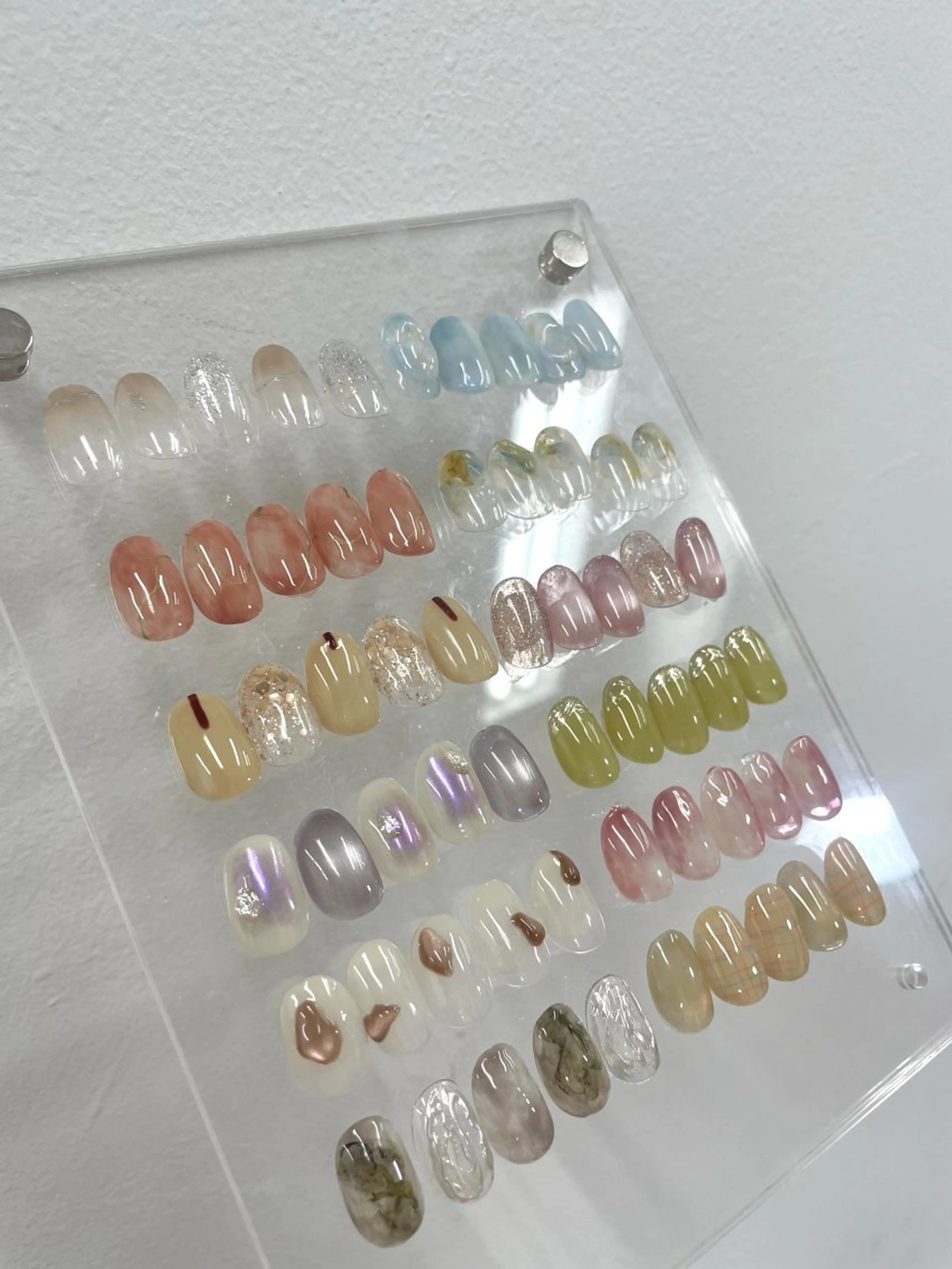 ネイル ハンドネイル nuás ニュアーズ  miaのネイルデザイン