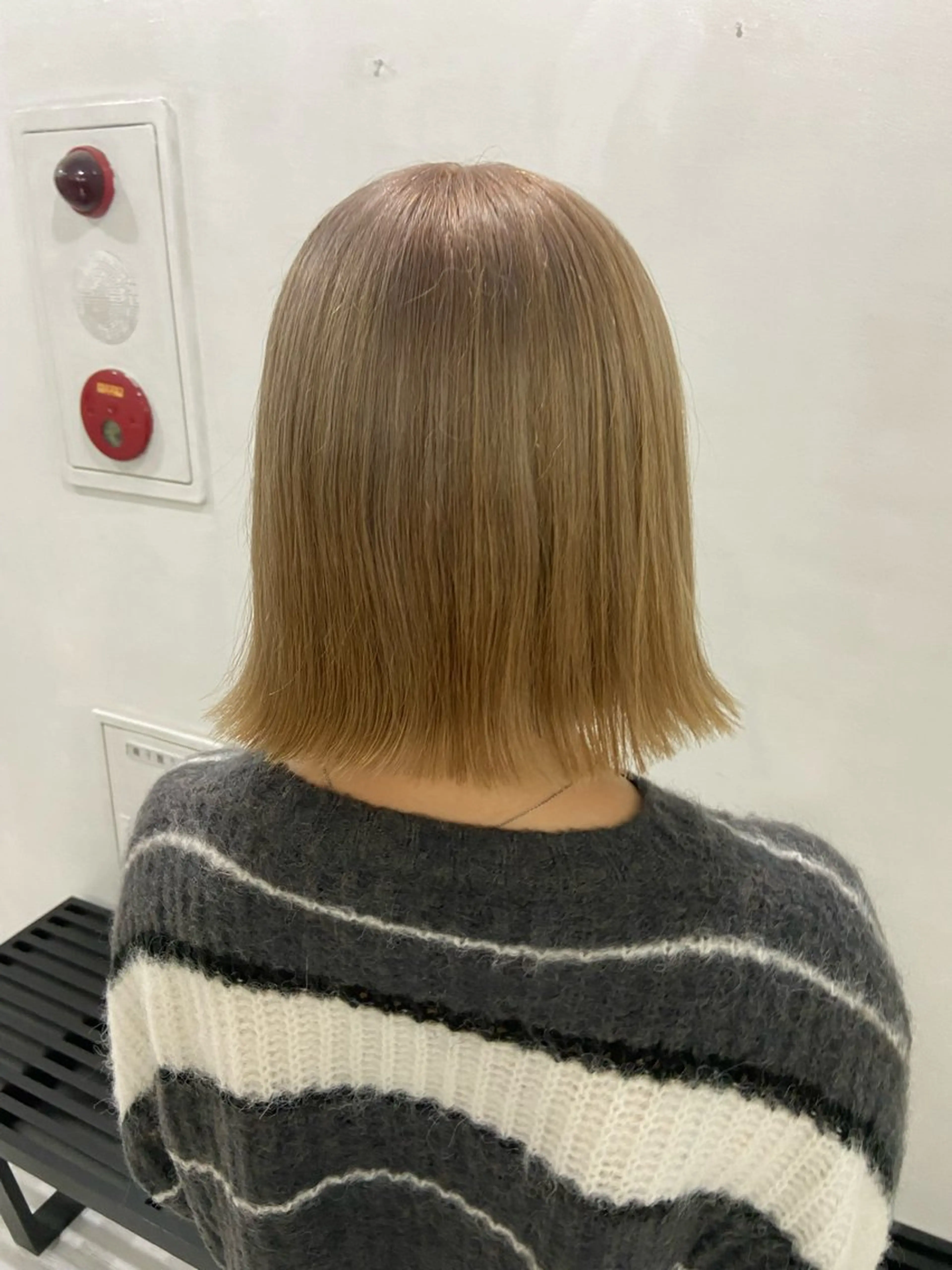 ショート パープルカラー ボブ ハイライト 韓国風ヘア レイヤーカット 札幌ブリーチカラー/ ダブルカラー/ドイのヘアスタイル