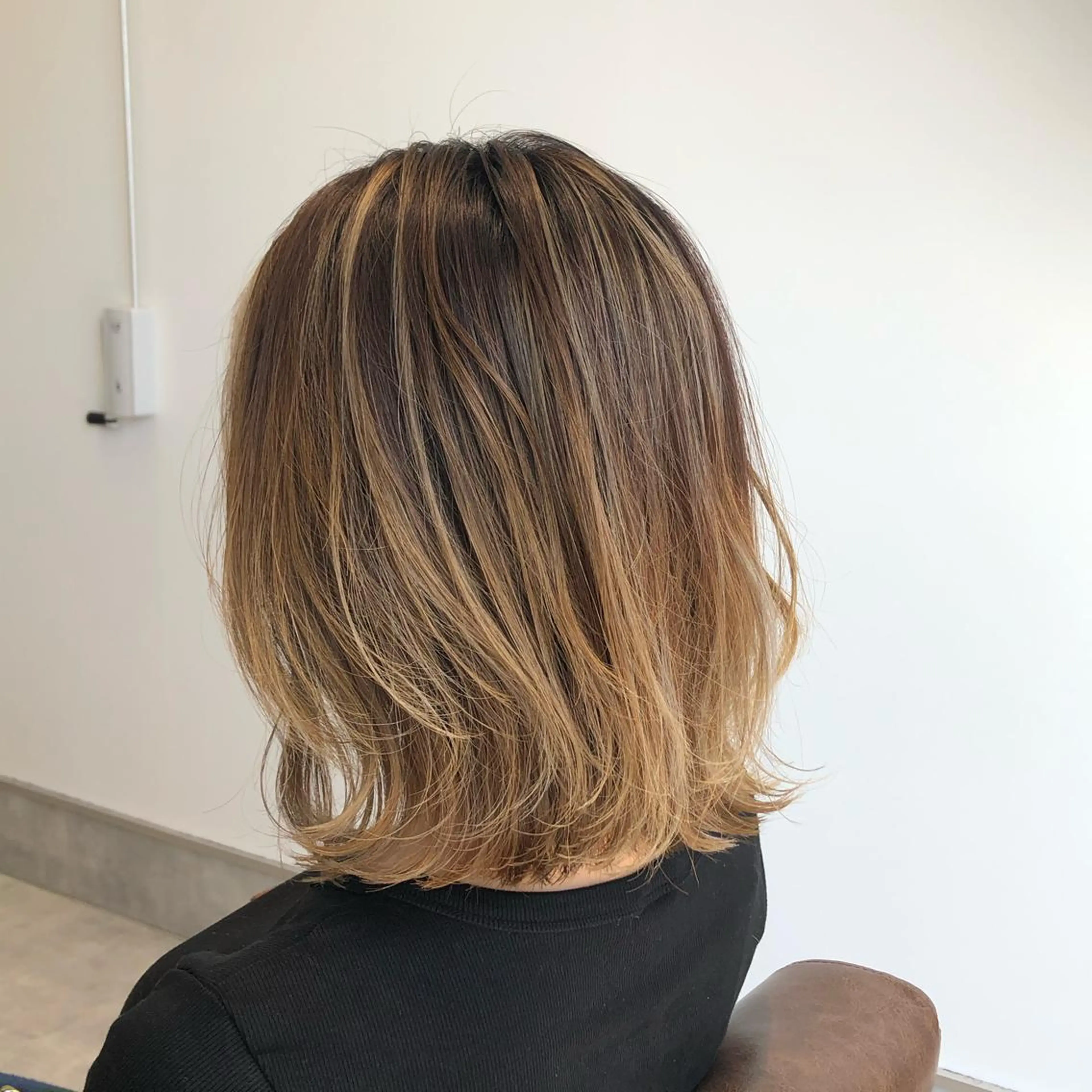 ミディアム カラー 河内 元伸のヘアスタイル