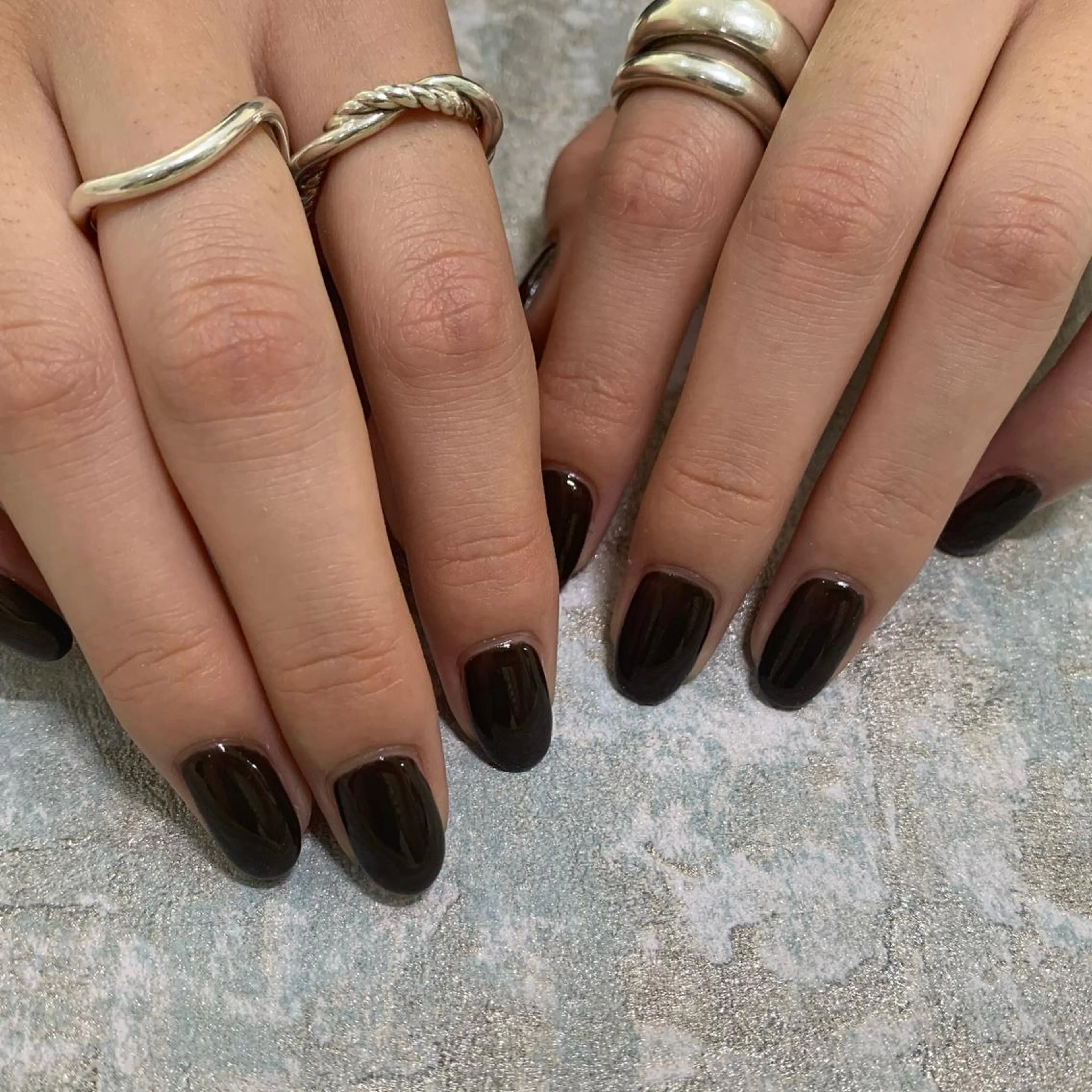 ネイル ワンカラーネイル ハンドネイル Crescent Eye  Yukiのネイルデザイン