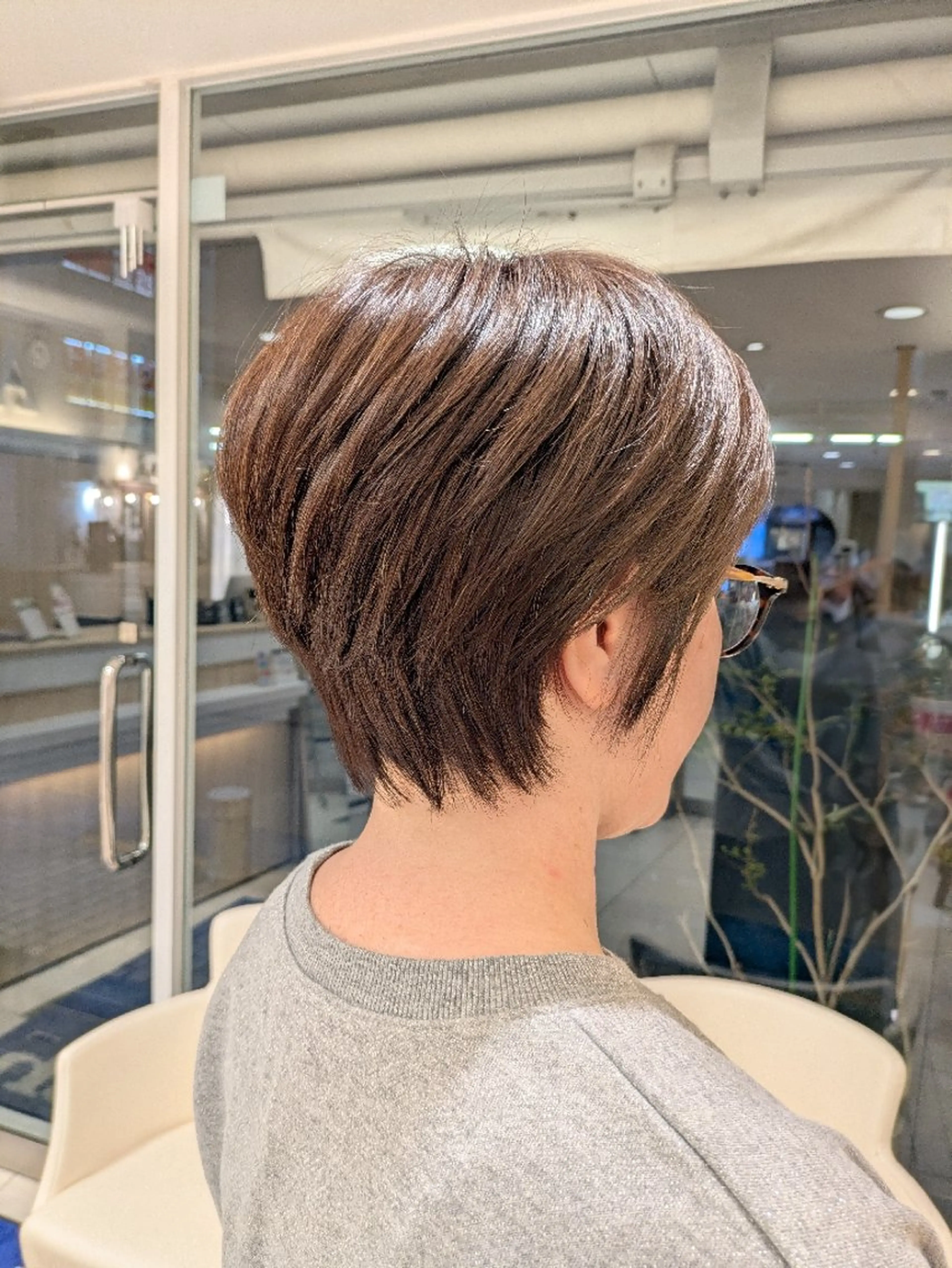 ショート ショートヘア 佐々木 萌のヘアスタイル