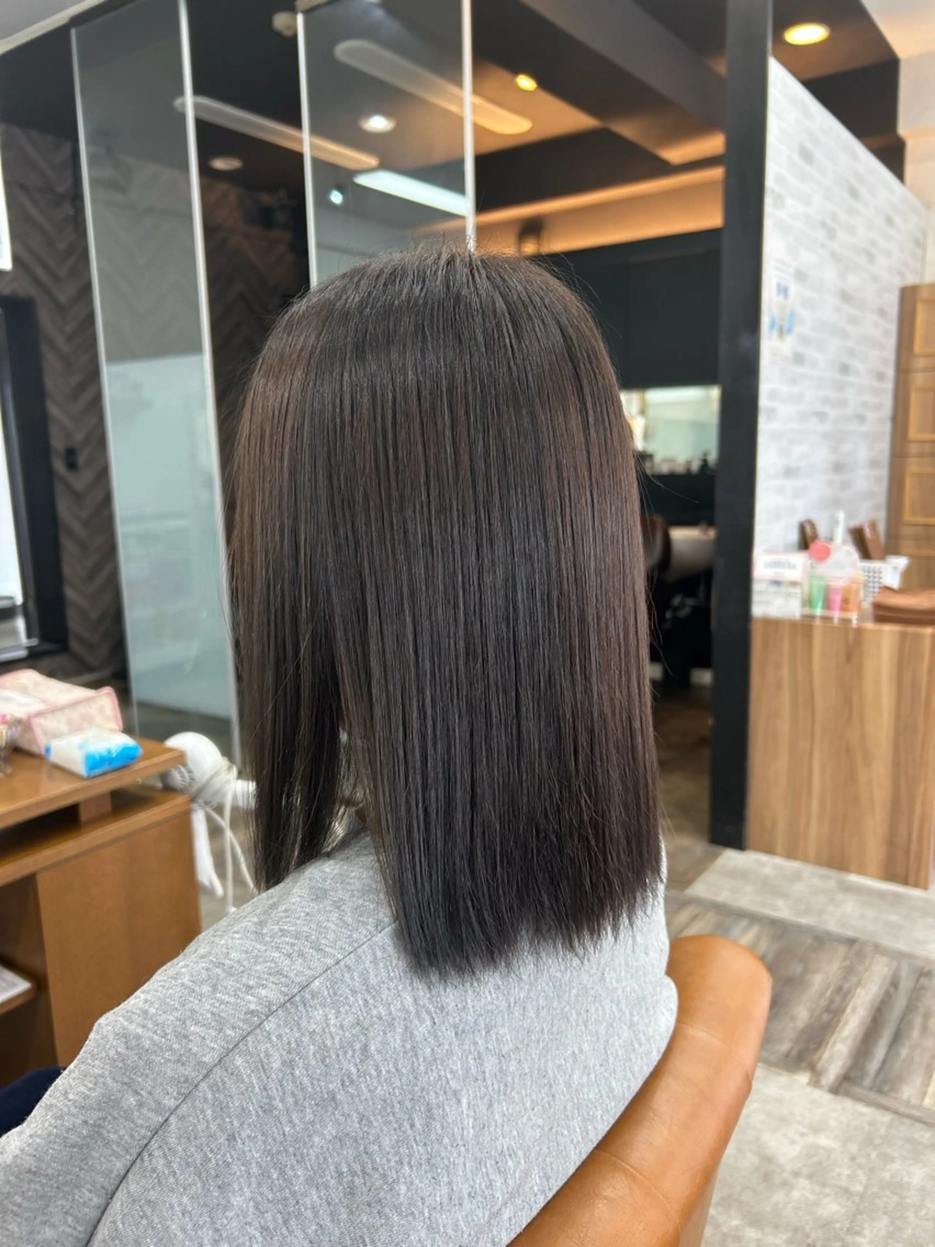 ミディアム カラー おおた きょうかのヘアスタイル