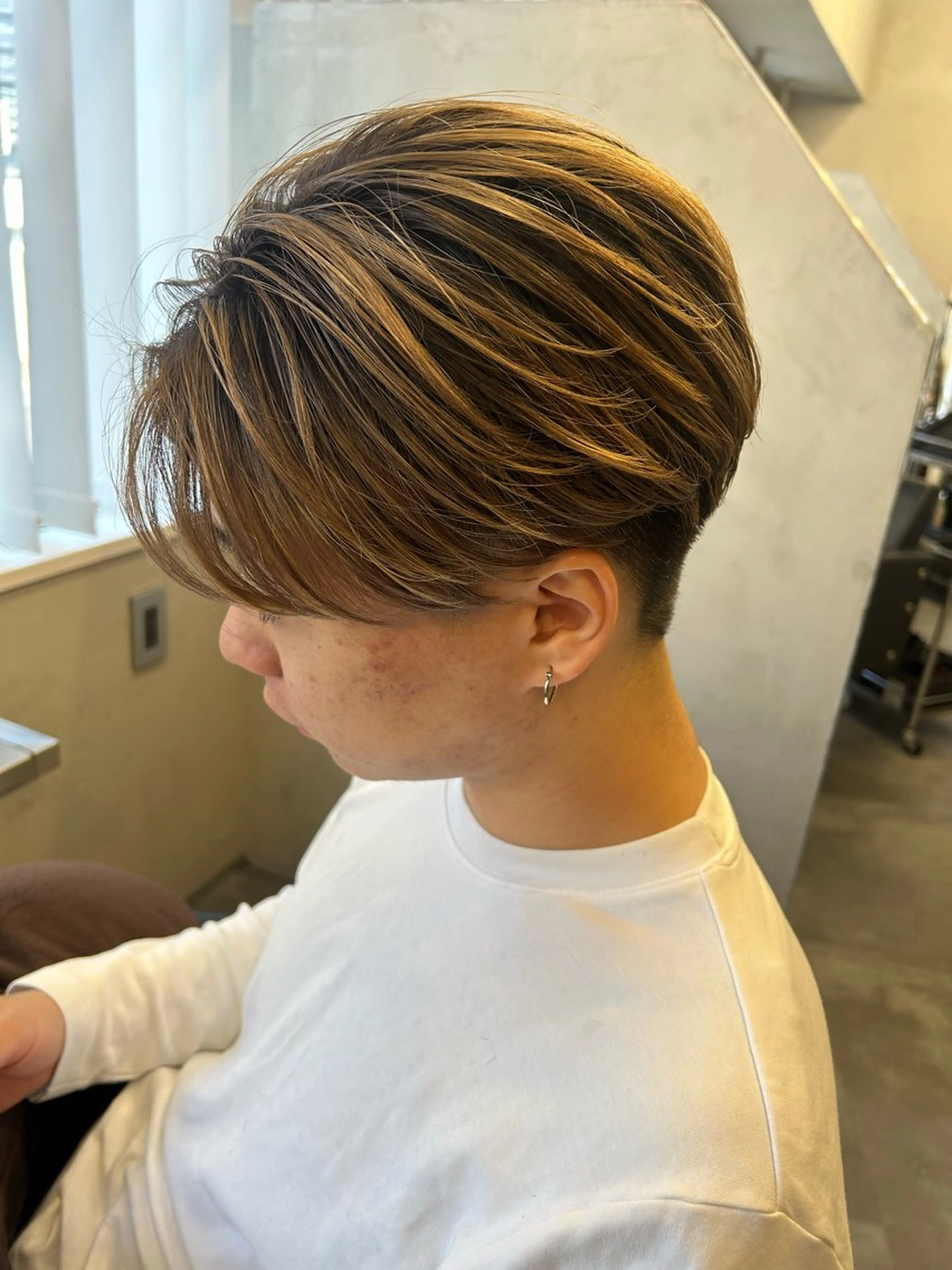 ショート カラー バレイヤージュ レイヤーカット Haru/THREE …by velvetのヘアスタイル