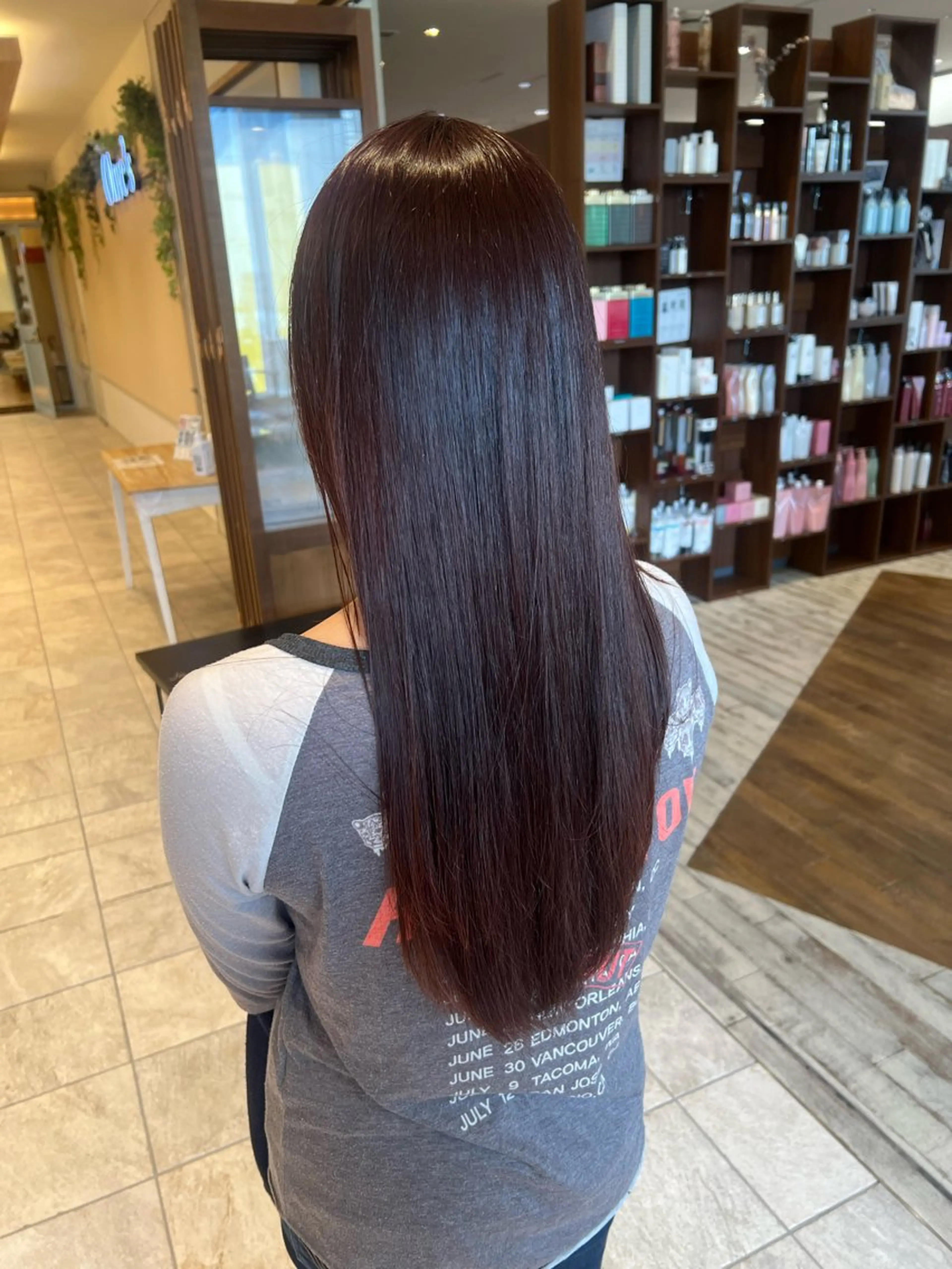 ロング ヘアカラー Unami _koharuのヘアスタイル