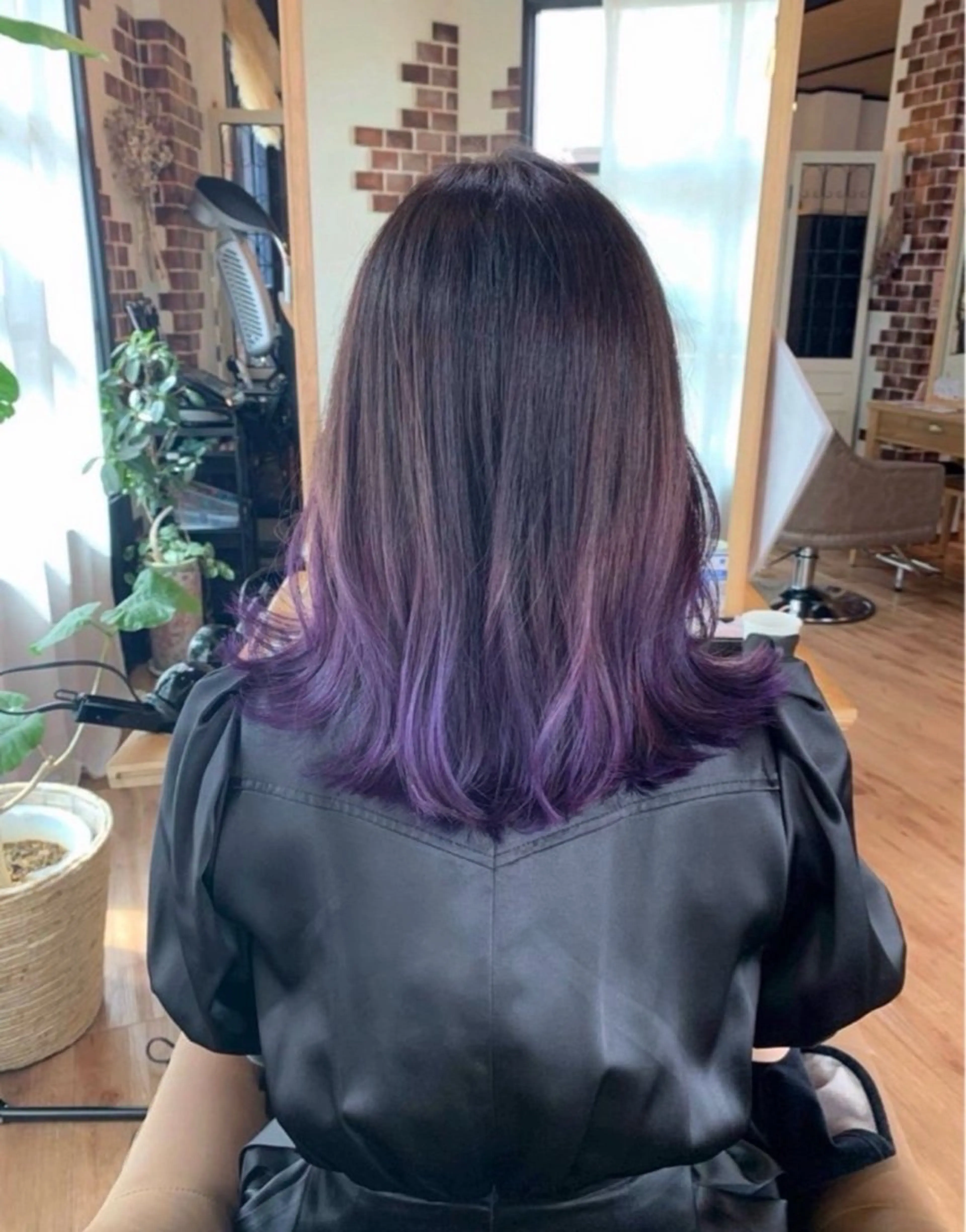 カラー 梶 瑞希のヘアスタイル