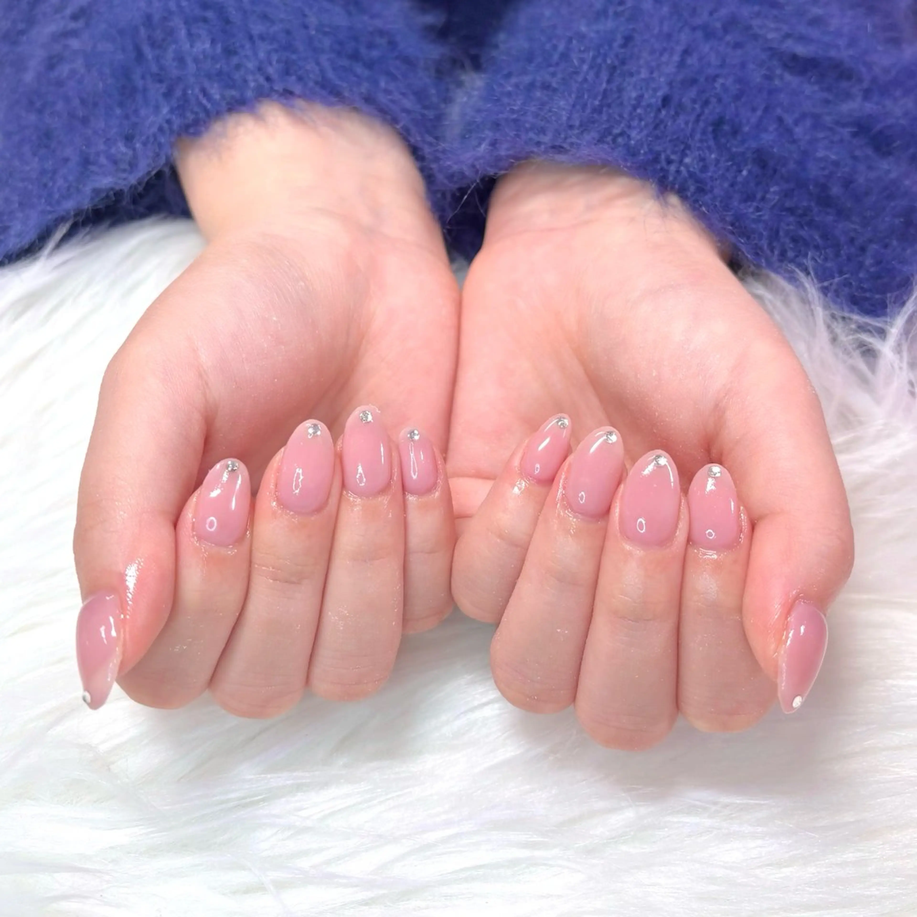 ネイル シンプルネイル ハンドネイル Noix 横浜のネイルデザイン