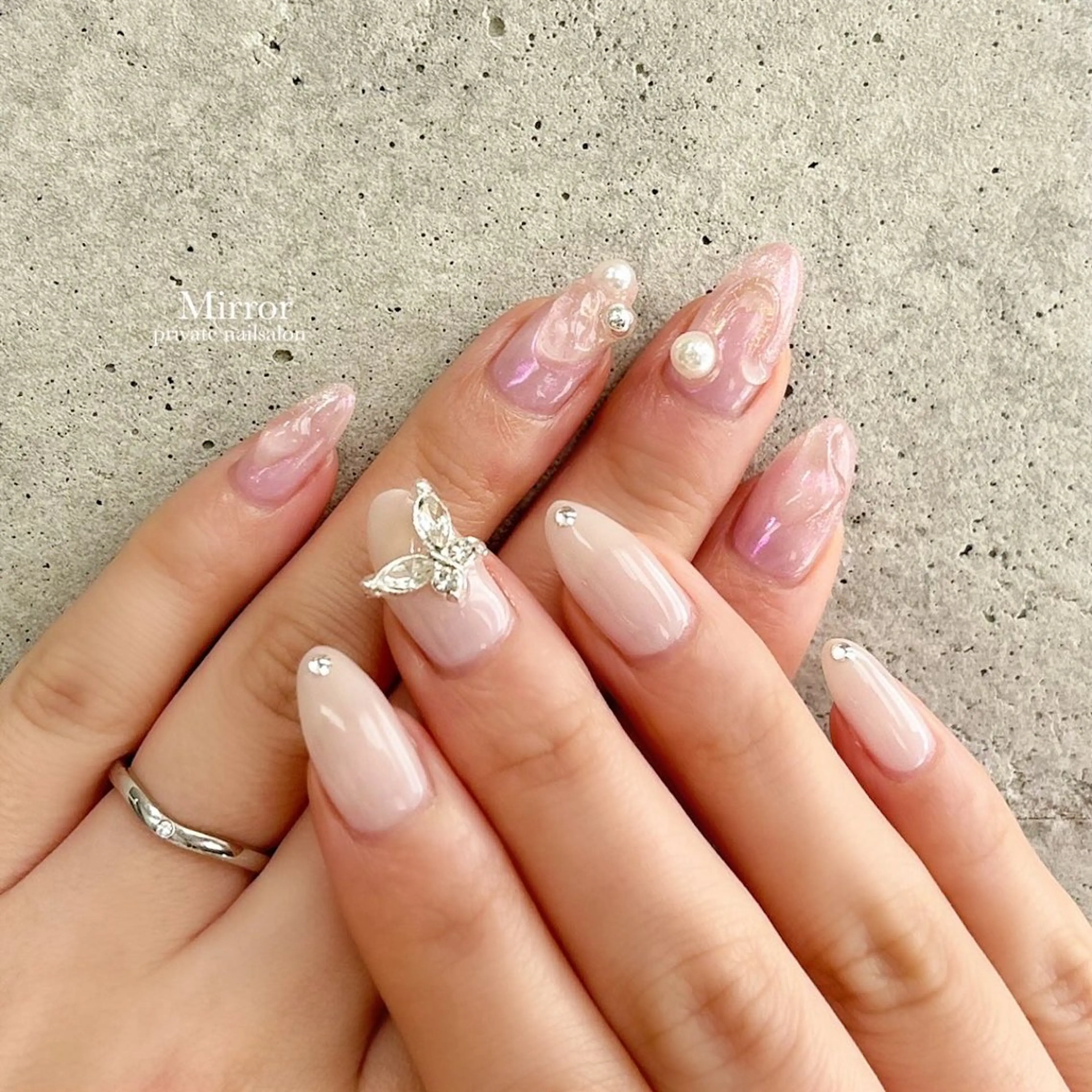 ネイル ハンドネイル nailsalon Mirrorのネイルデザイン