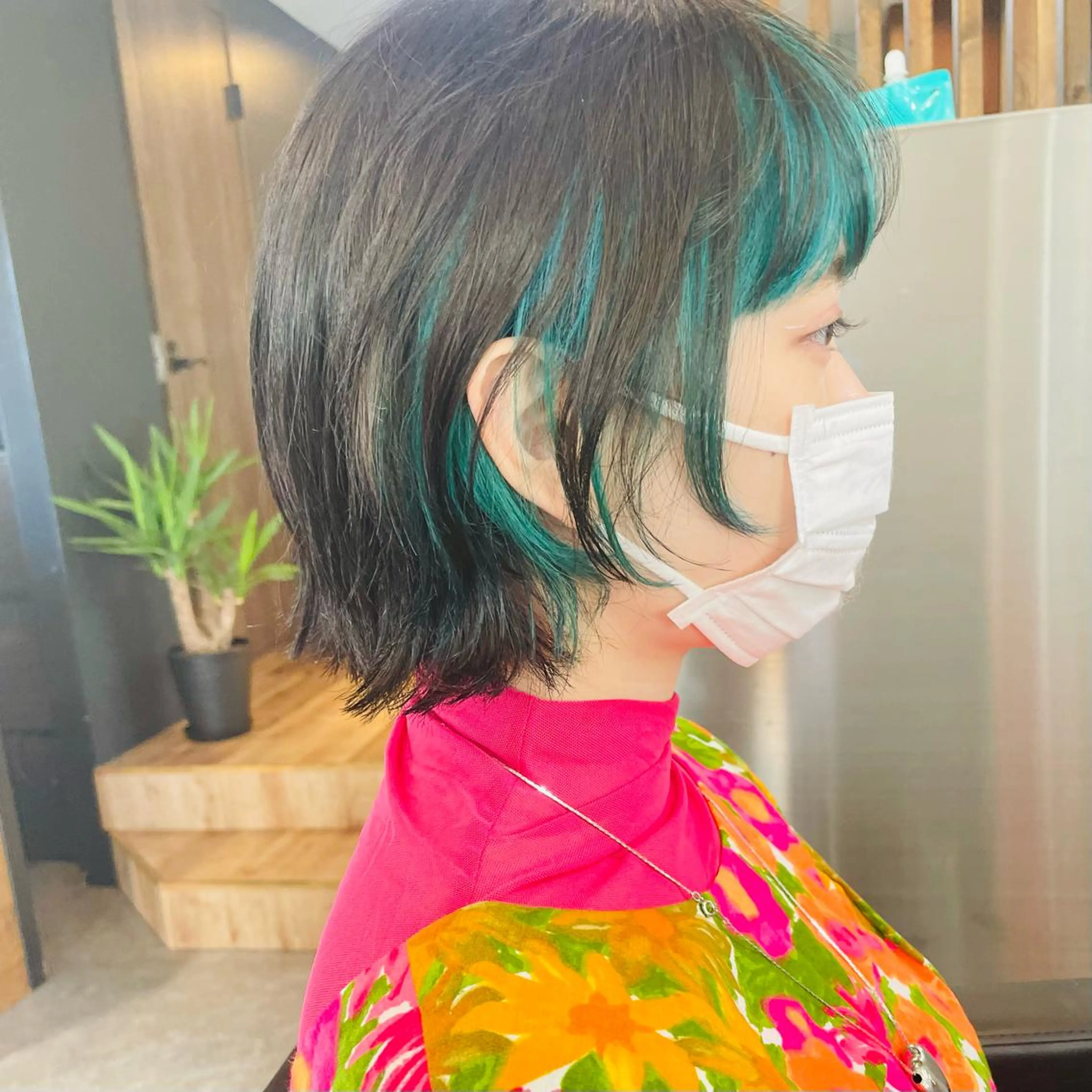 ショート カラー ショートボブ ハンサムショート アディクシーカラー ブルーカラー ダークグレー カット ヘアカラー トリートメント ショートボブ髪質改善 縮毛矯正のプロ山道潤のヘアスタイル