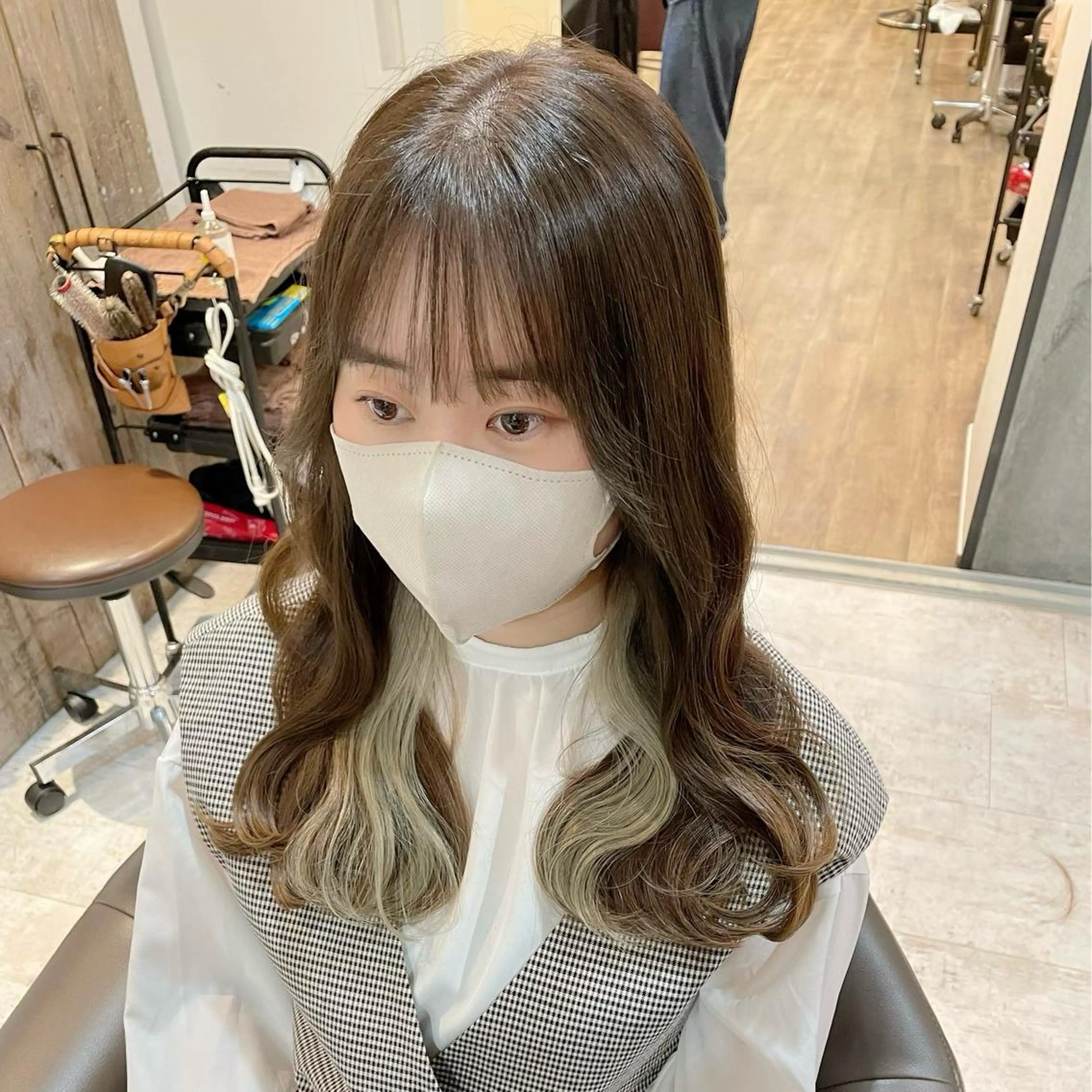 カラー 🌹ハッシュカット、 レイヤー韓国ヘア🌹のヘアスタイル