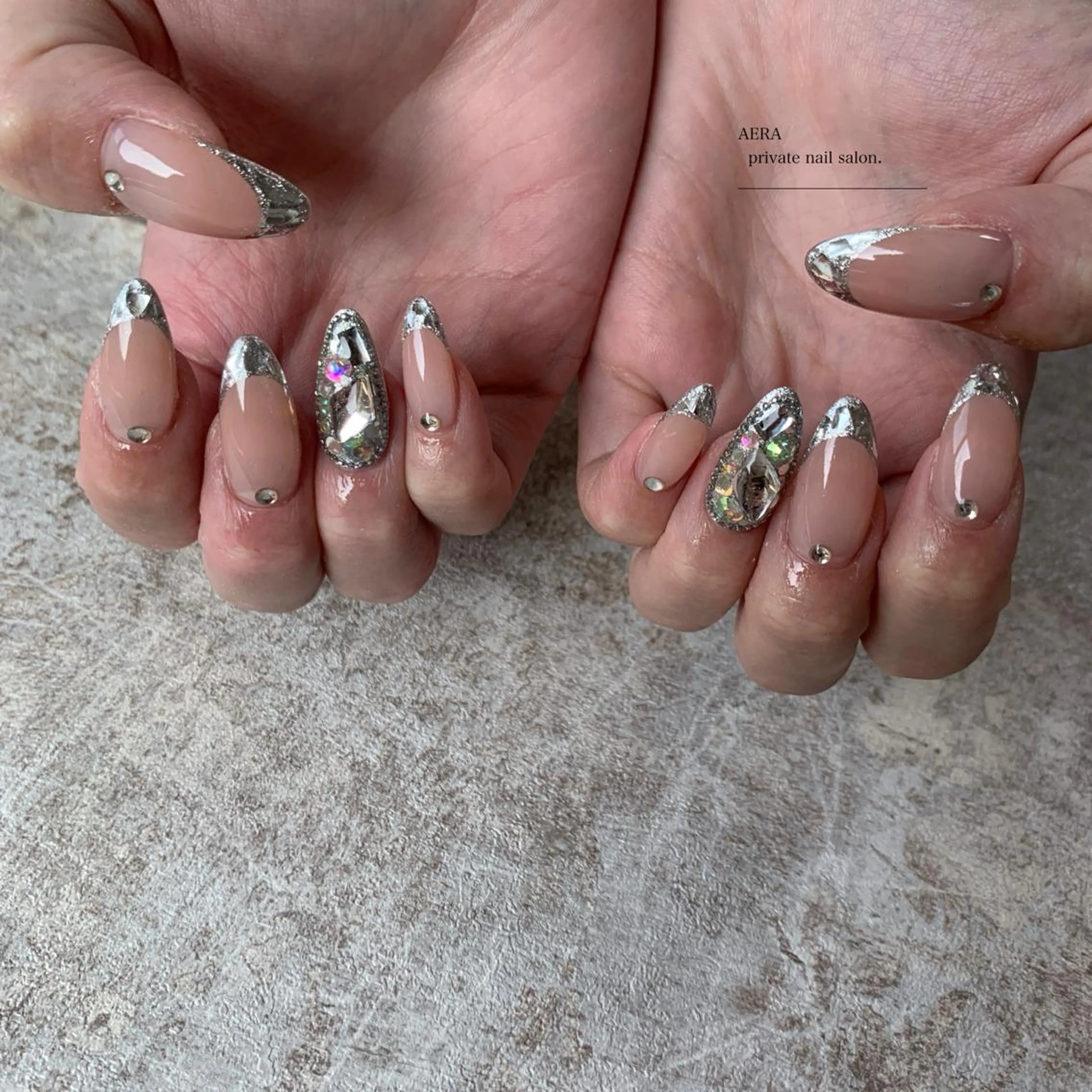 ネイル AERA nail shino🐱⸝꙳のネイルデザイン