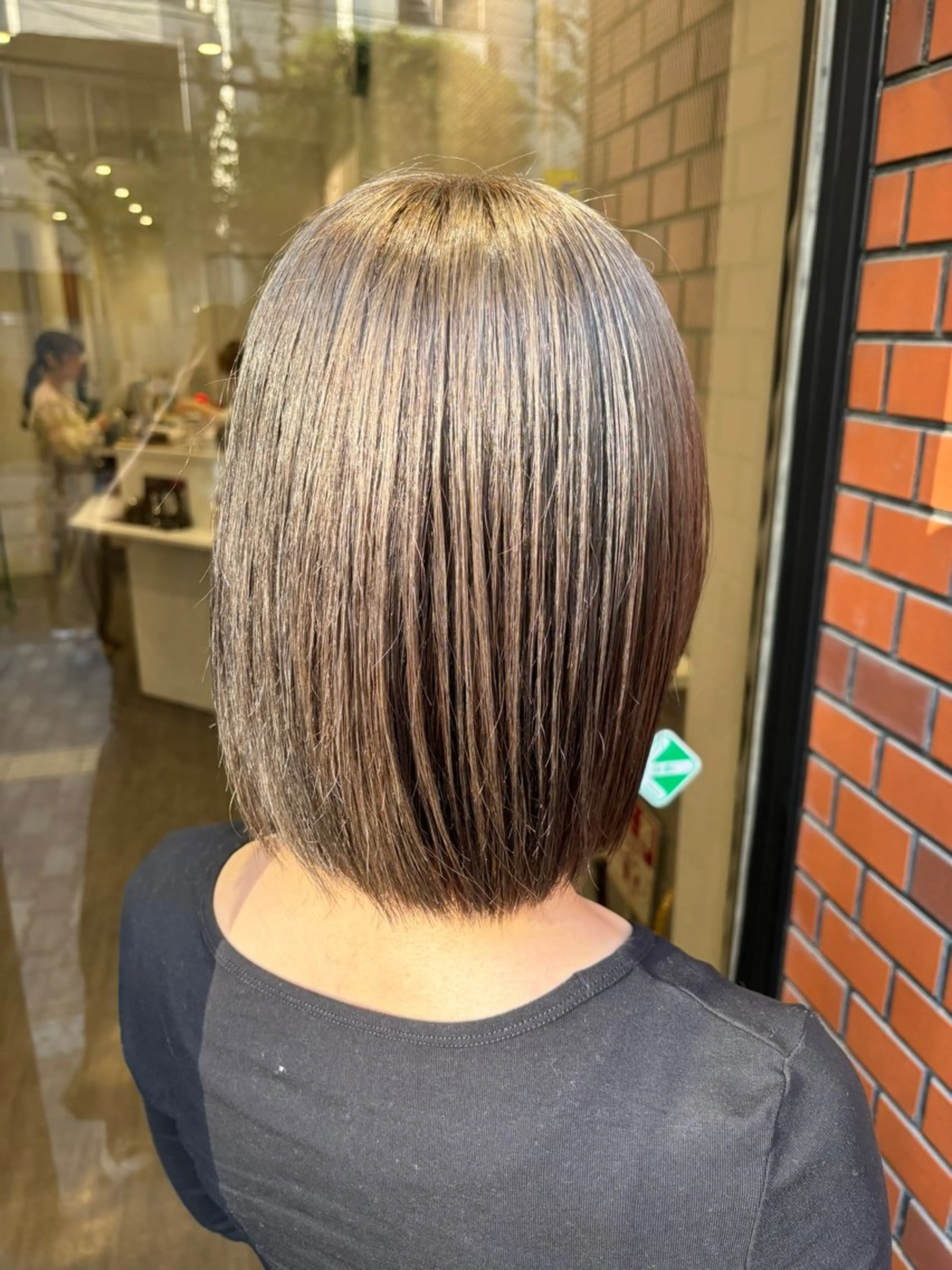 カラー グレージュ cocotte宜喜 弘希のヘアスタイル
