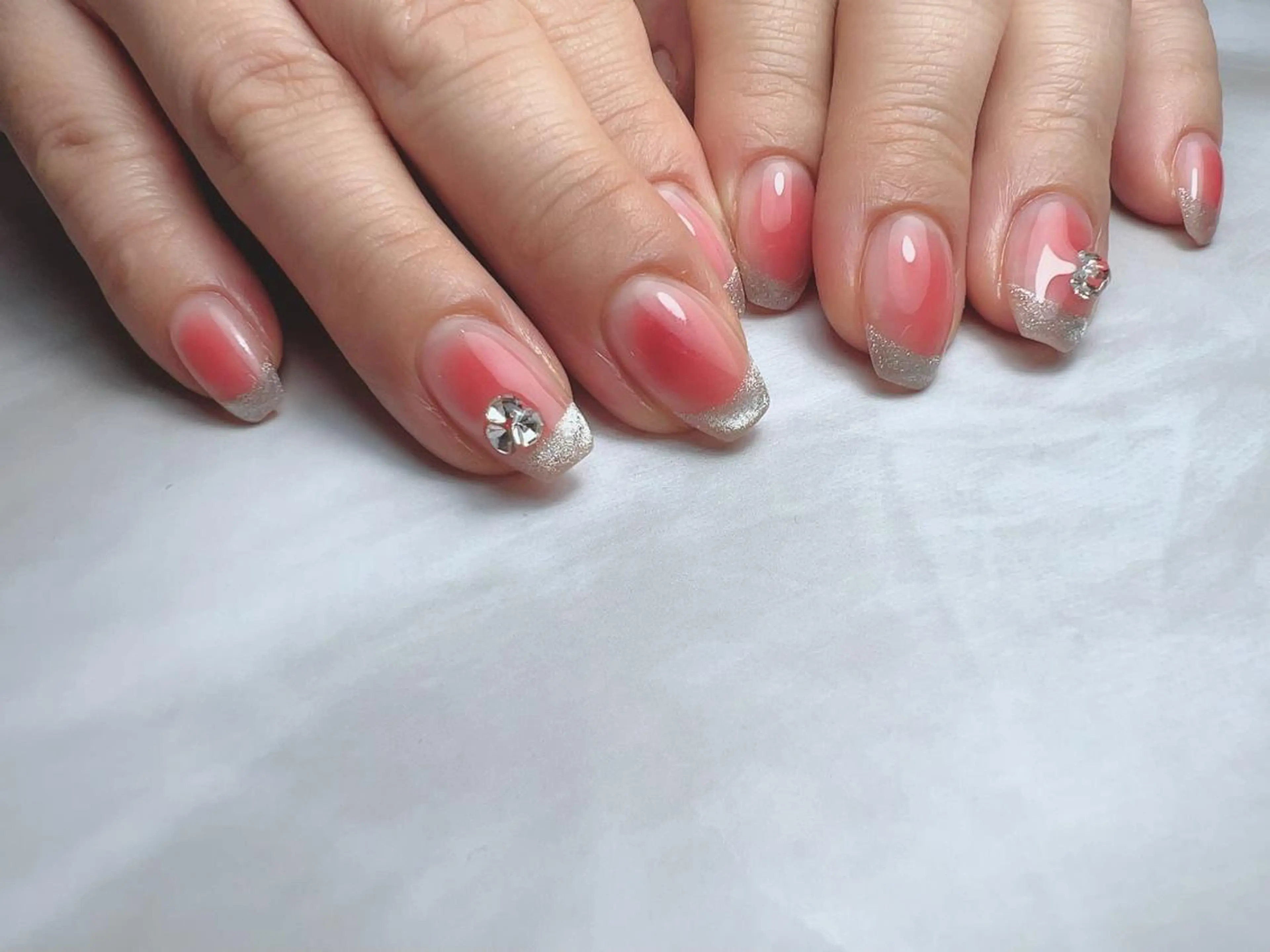 ネイル ハンドネイル 𝐑𝐞𝐯𝐢𝐨 ___堺市西区のマツエク・マツパデザイン