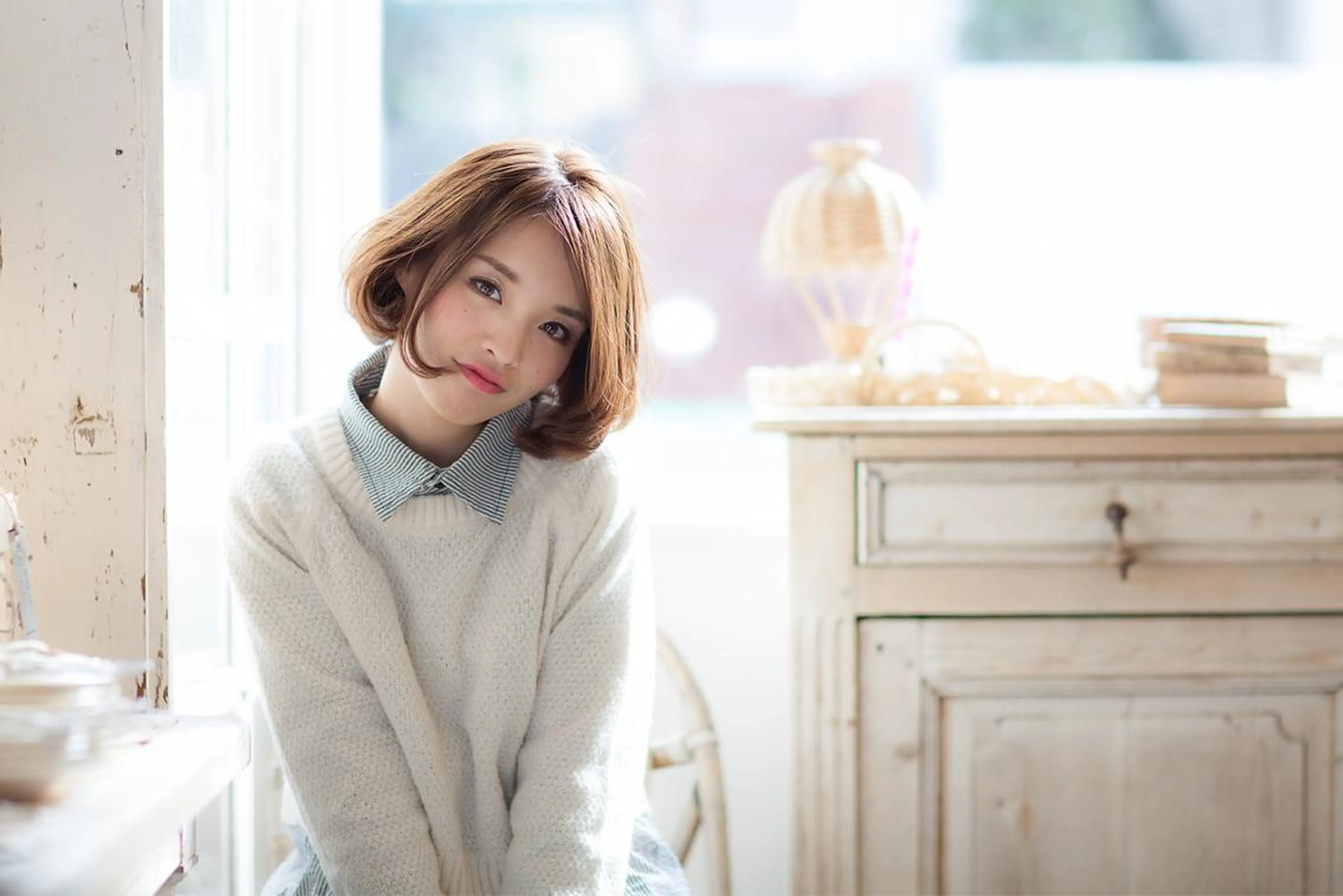 ミディアム カラー パーマ ヘアアレンジ メンズ ネイル マツエク・マツパ カット パーマ トリートメント premier modelsのヘアスタイル