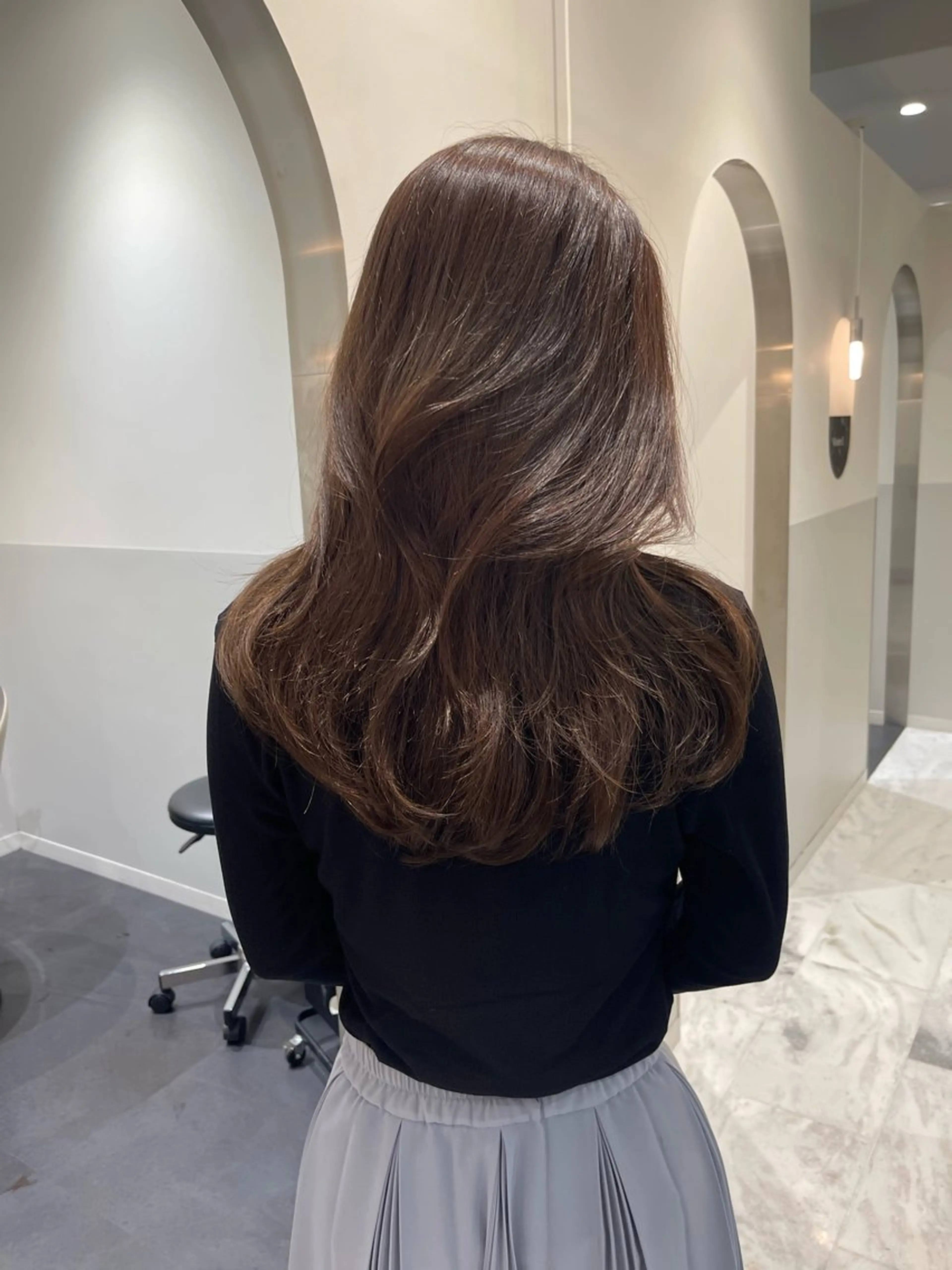 セミロング カット ヘアカラー トリートメント 〻ツヤハイトーン🩰 🤍HARUCAのヘアスタイル