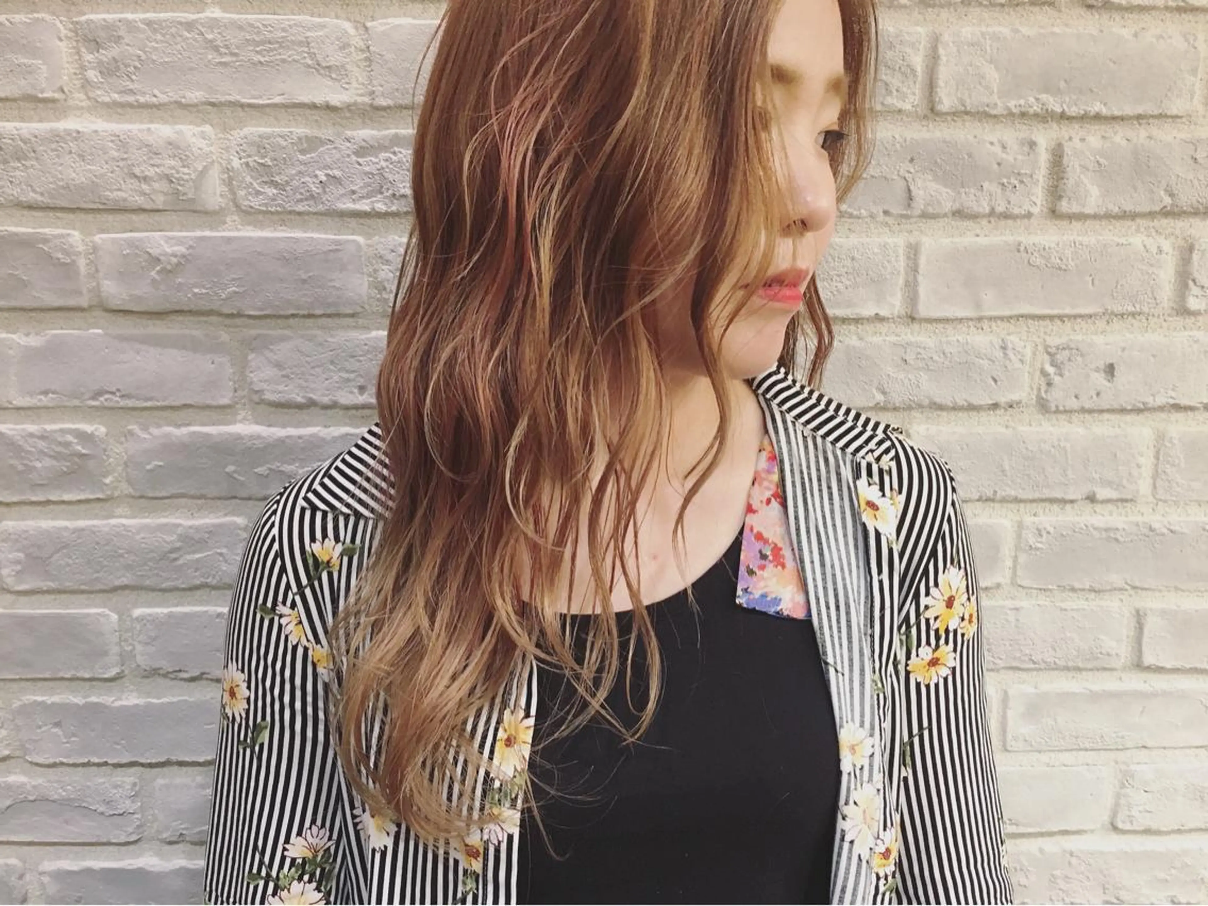 セミロング カラー パーマ rico_by ヘアとアイブロウの眉毛・アイブロウイメージ