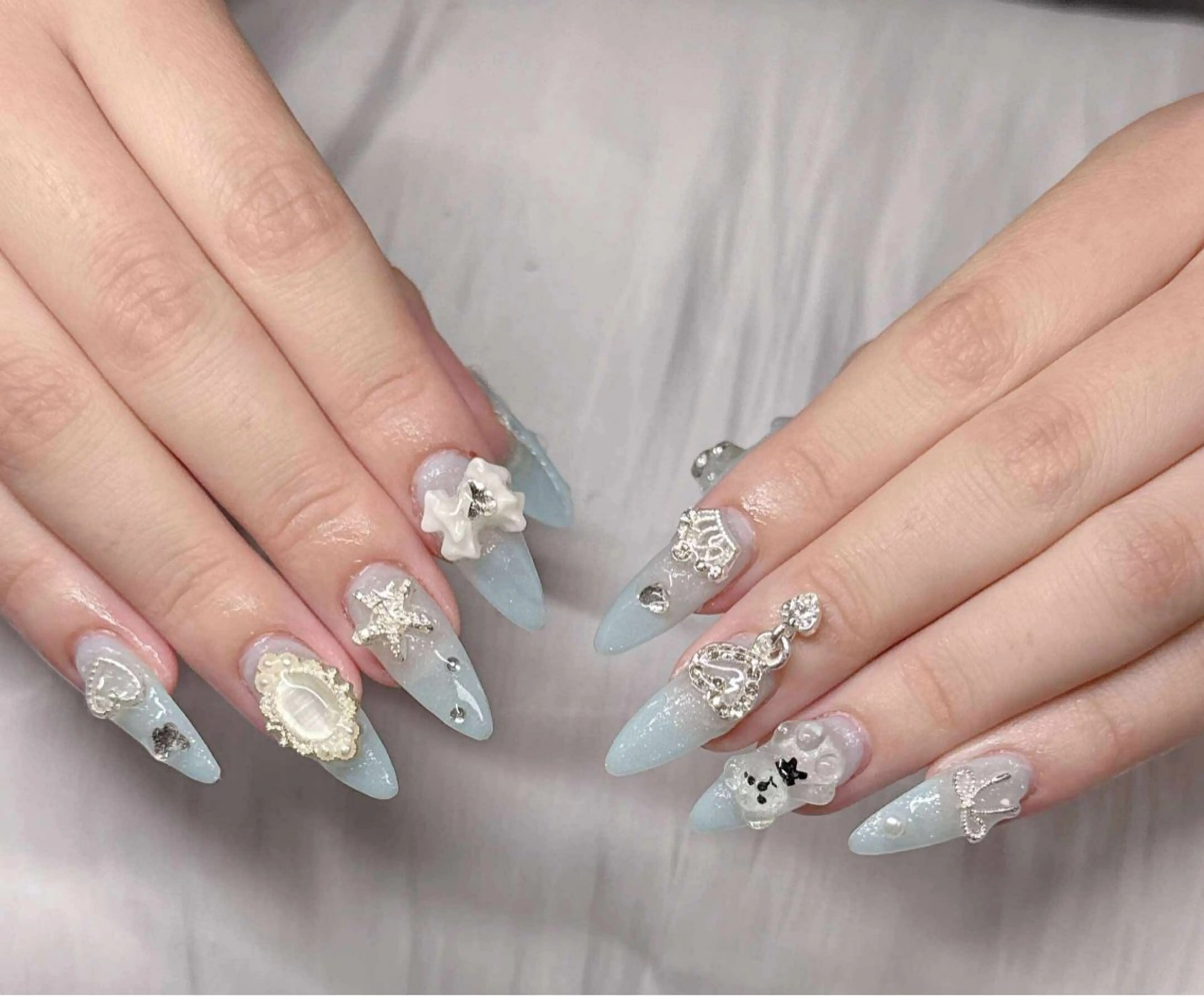 ネイル ハンドネイル Lee Nailsのネイルデザイン