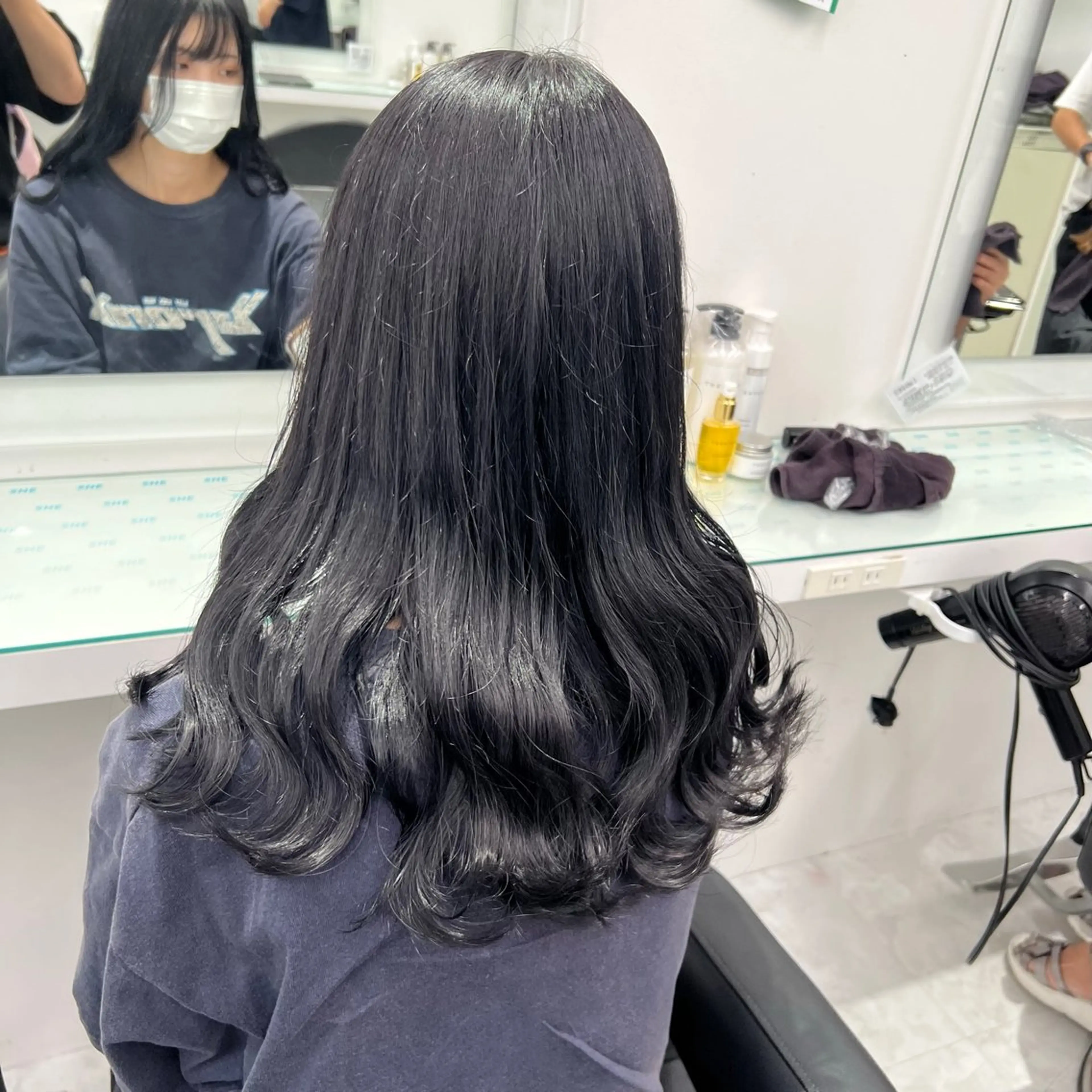 ロング カラー ヘアアレンジ 透け上品ハイトーン 職人ゆうと🤍のヘアスタイル