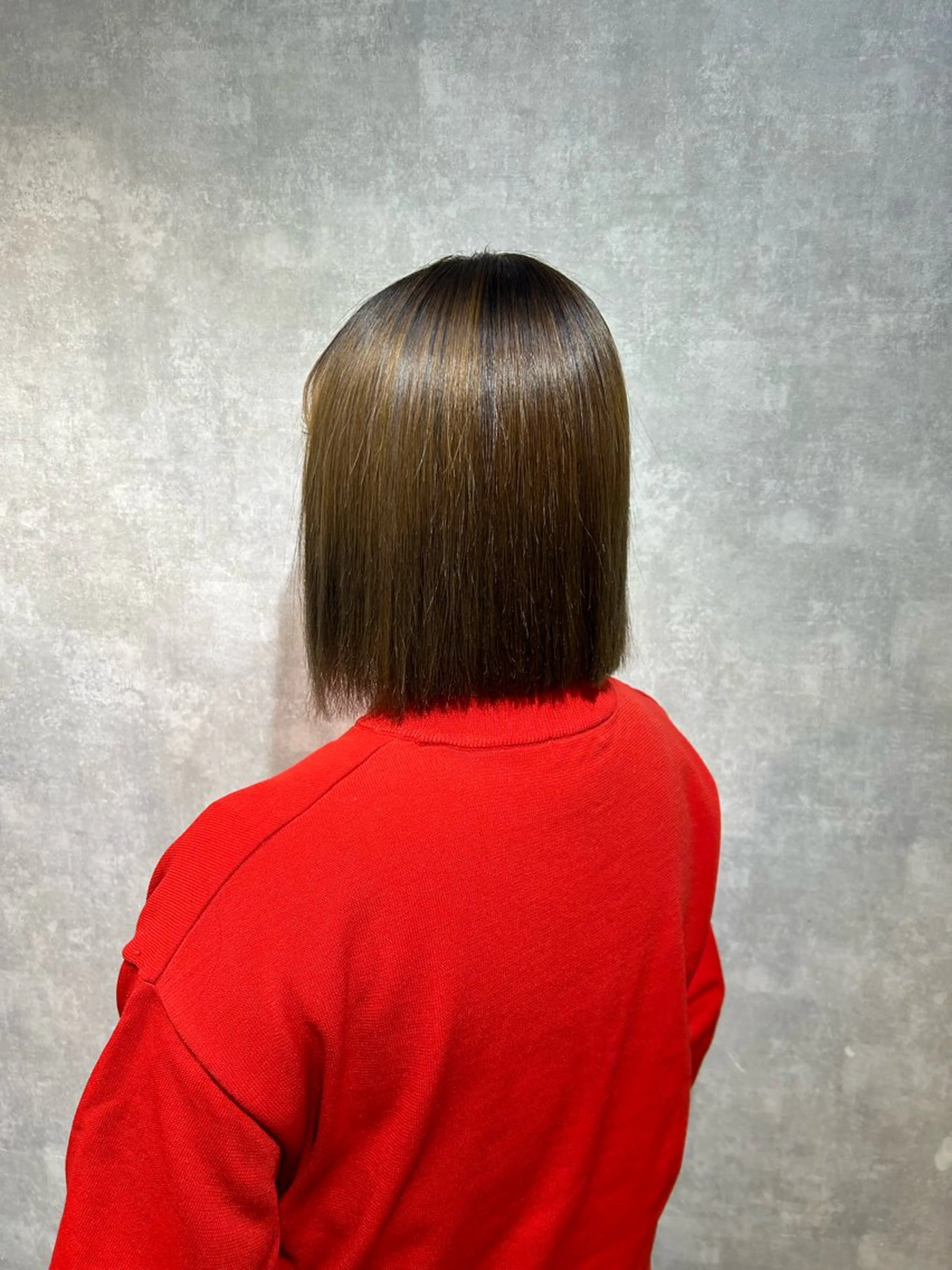 ミディアム カラー 𝐒𝐇𝐔𝐑𝐈 🦋艶カラー🦋のヘアスタイル