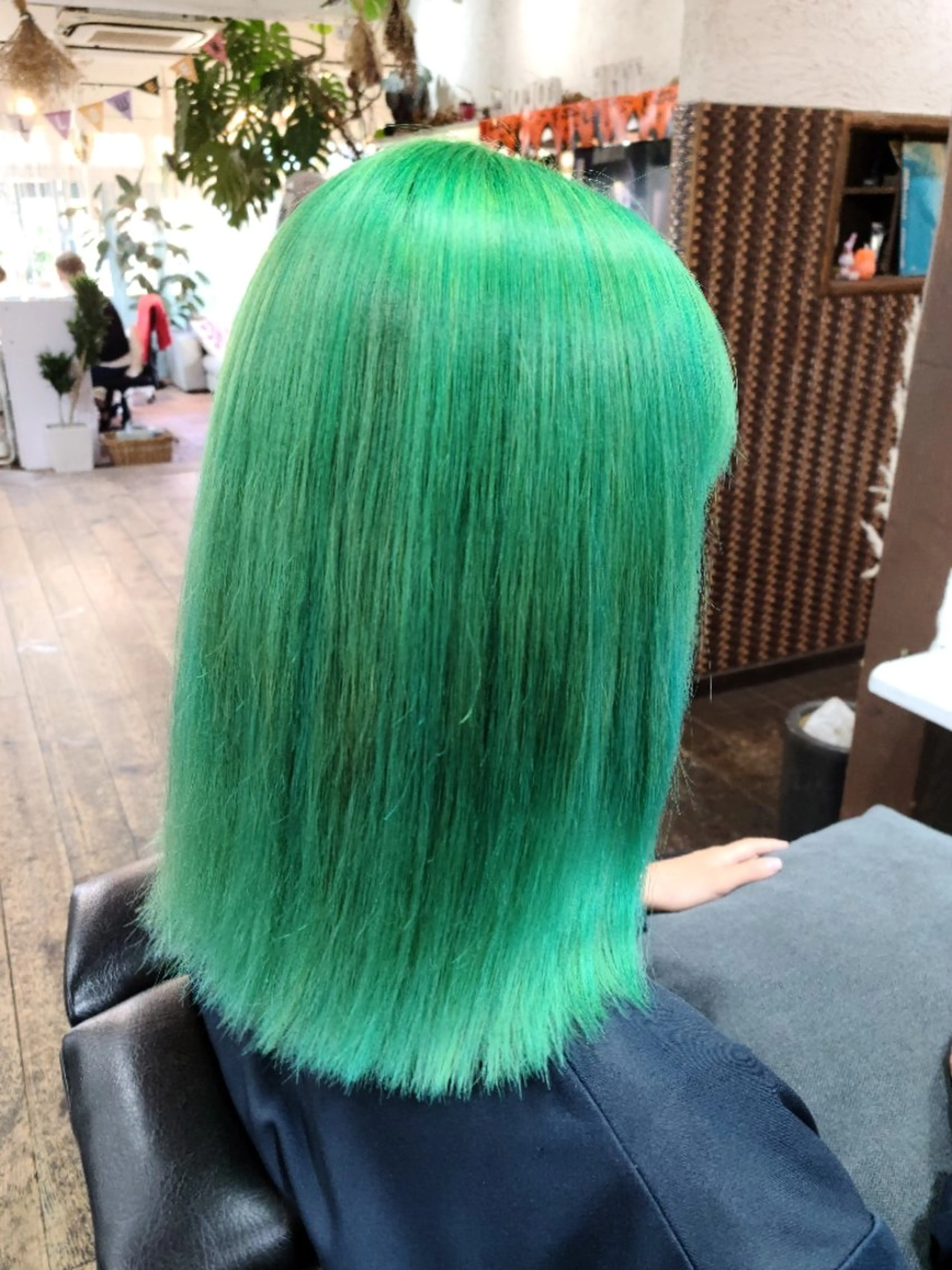 セミロング THE COLORS所属・Colores Ryuのヘアスタイル