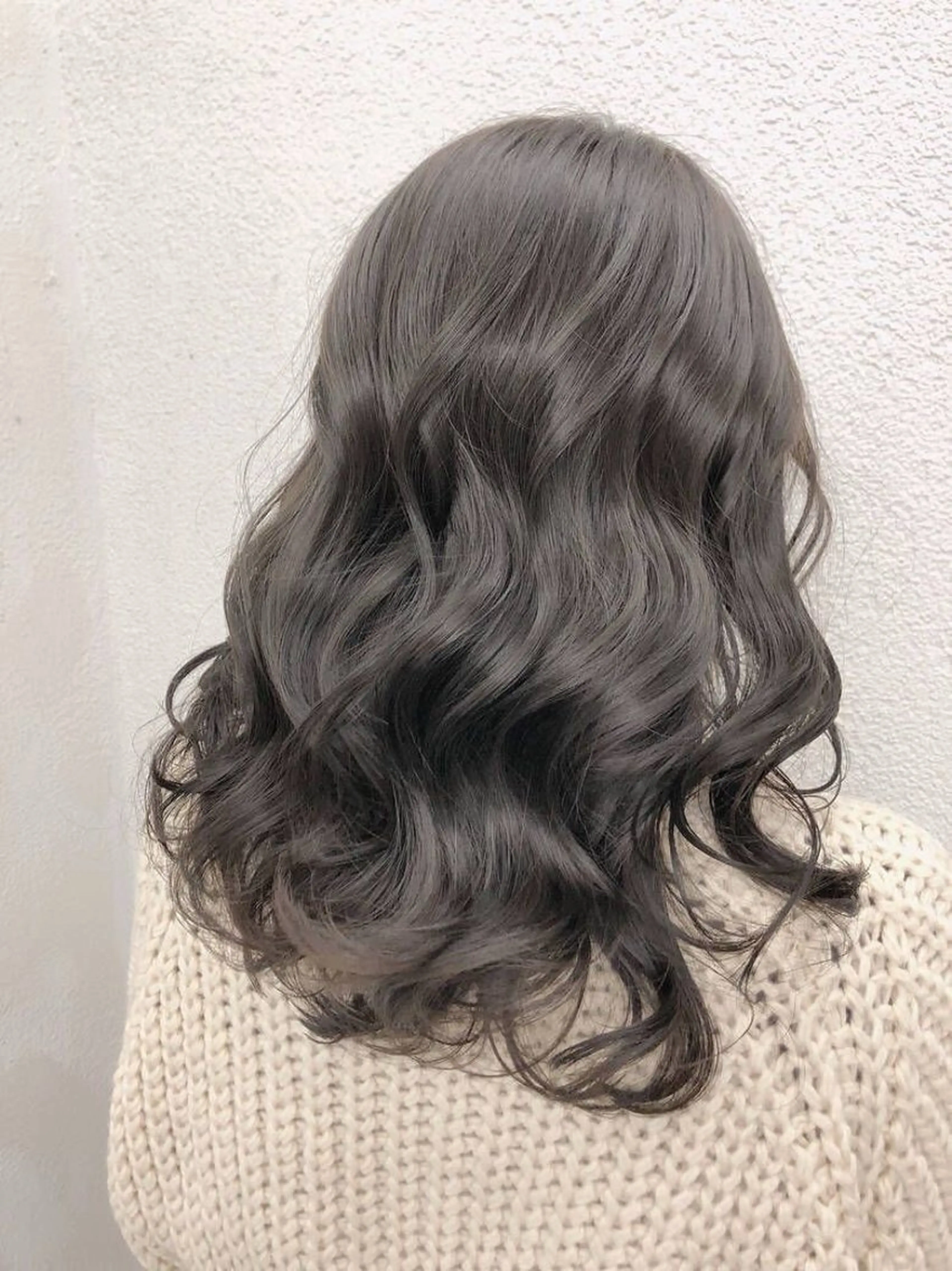 カラー しらい しょうたのヘアスタイル