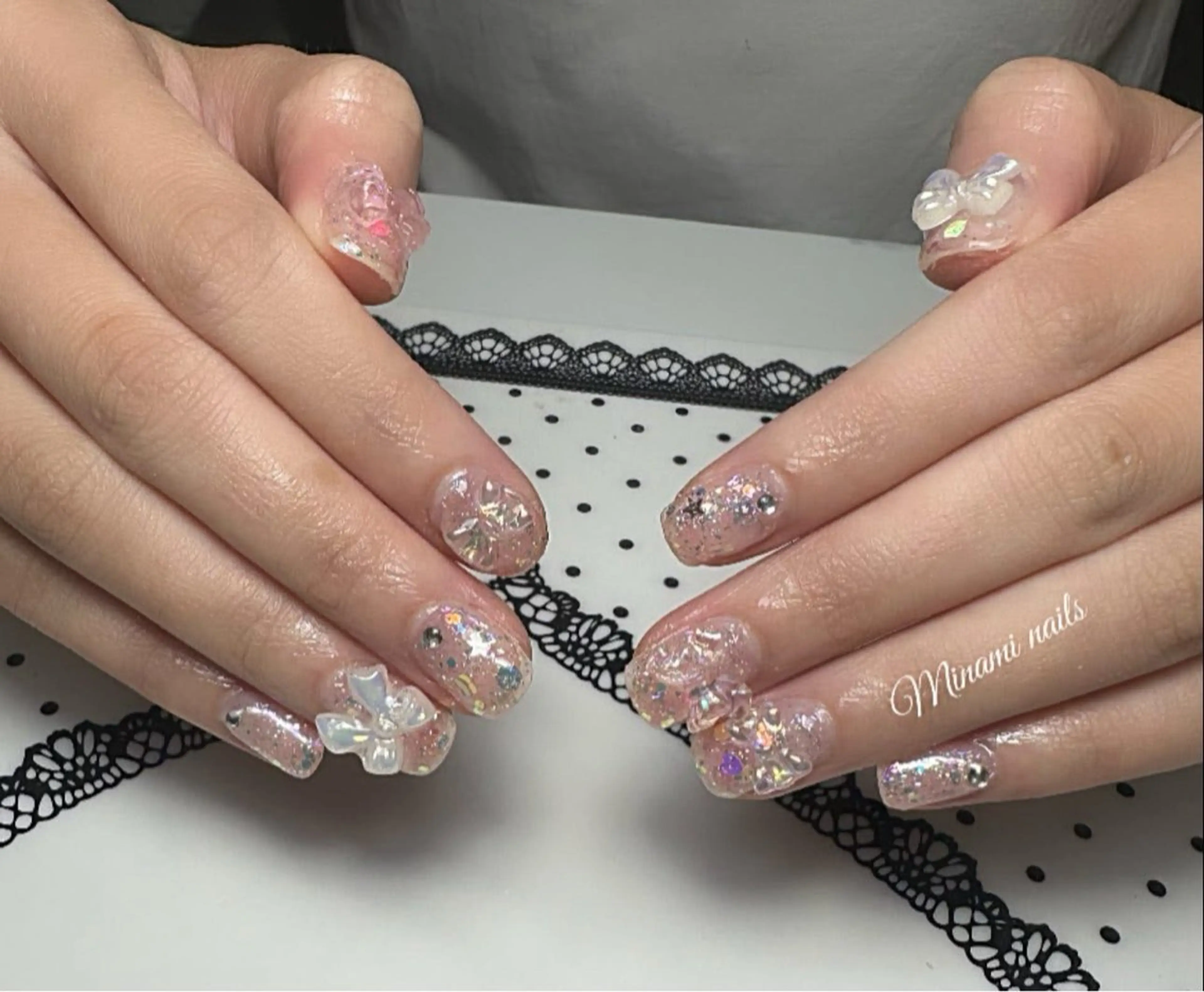 ネイル アートネイル オーロラネイル ガーリー キラキラネイル 韓国ネイル Minami Nailsのネイルデザイン