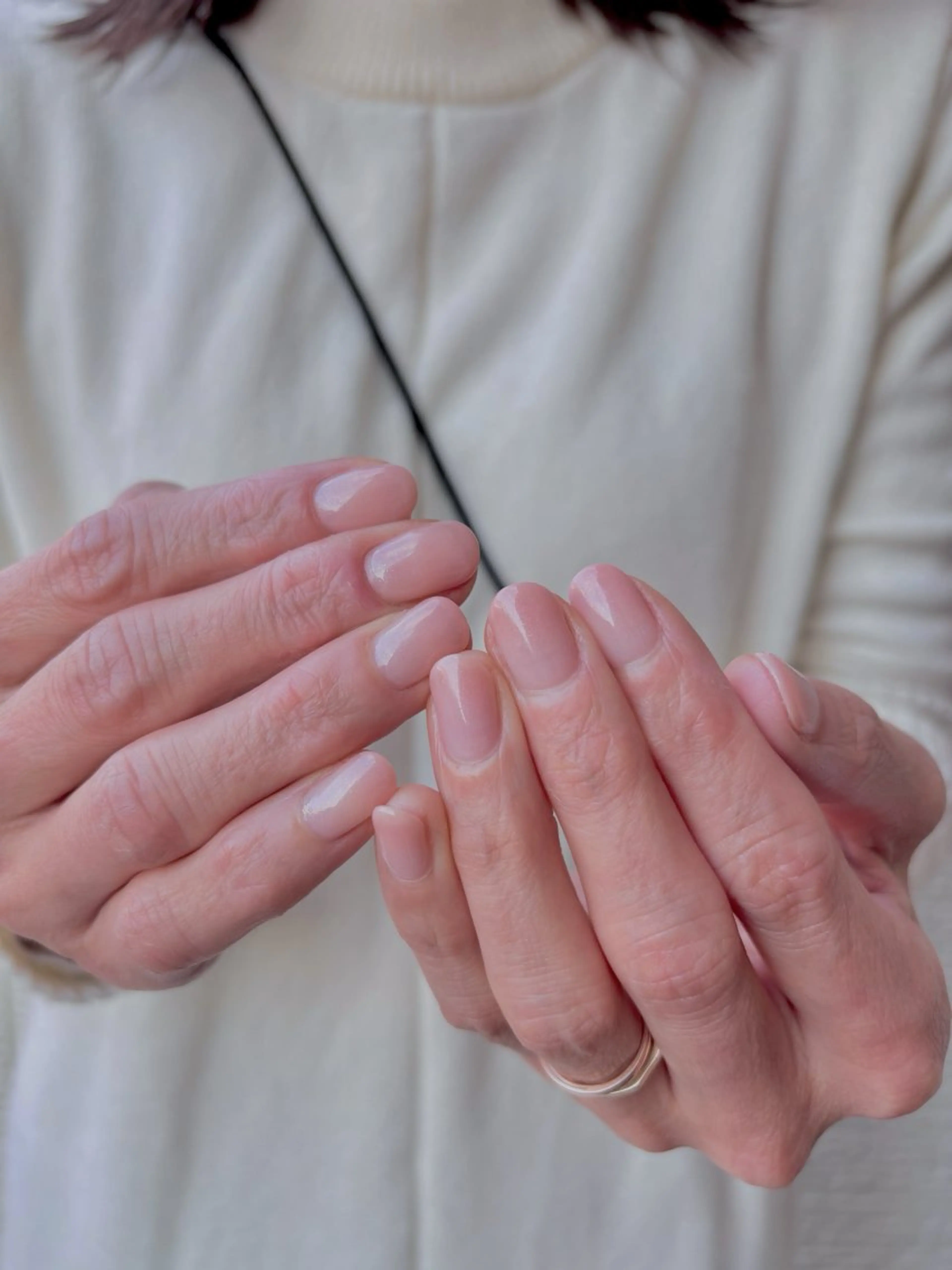 ネイル グラデーション ラメ(グリッター) オフィスネイル シンプルネイル ハンドネイル nail salon toki.のネイルデザイン