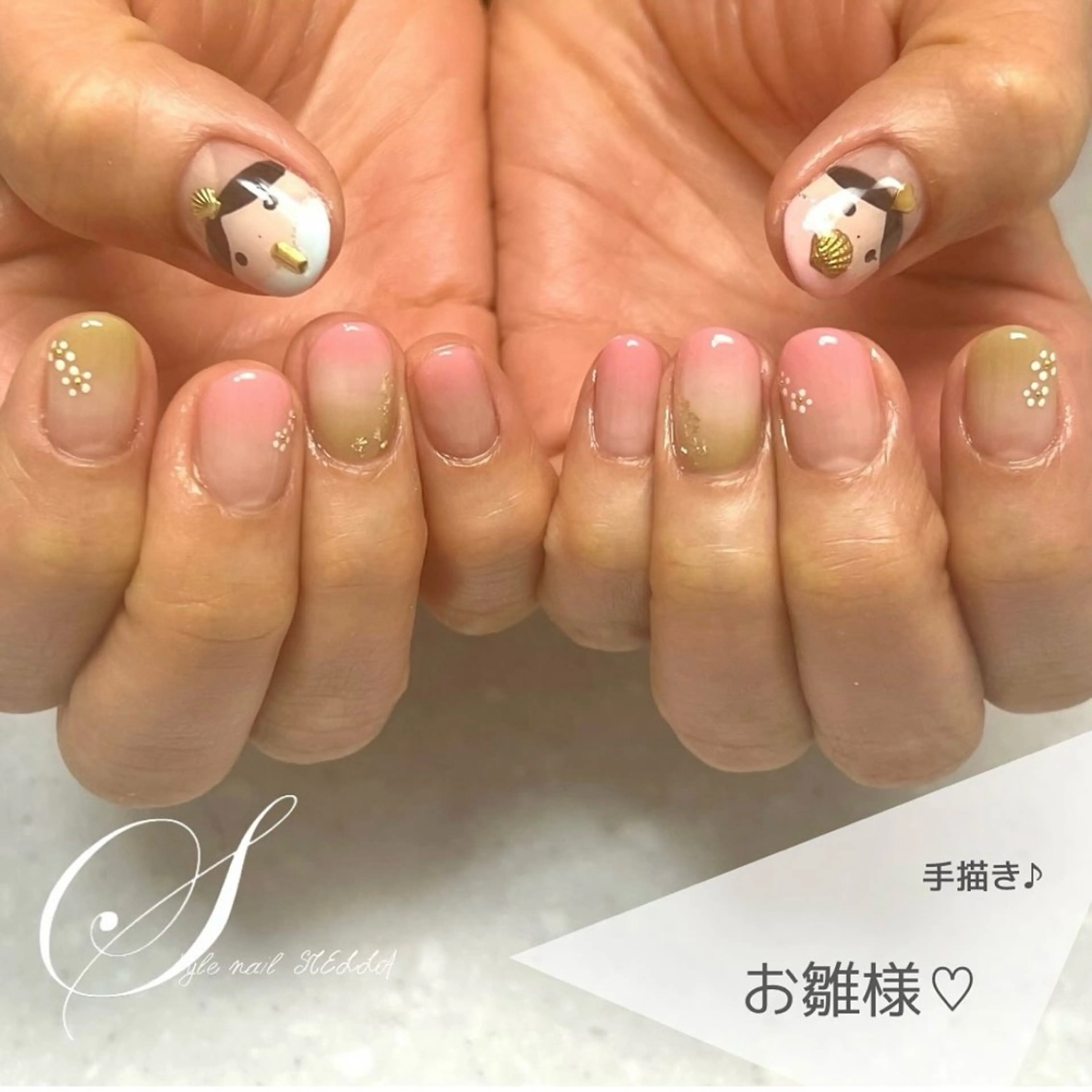 ネイル アートネイル グラデーション ハンドネイル ステラ marikominoのネイルデザイン