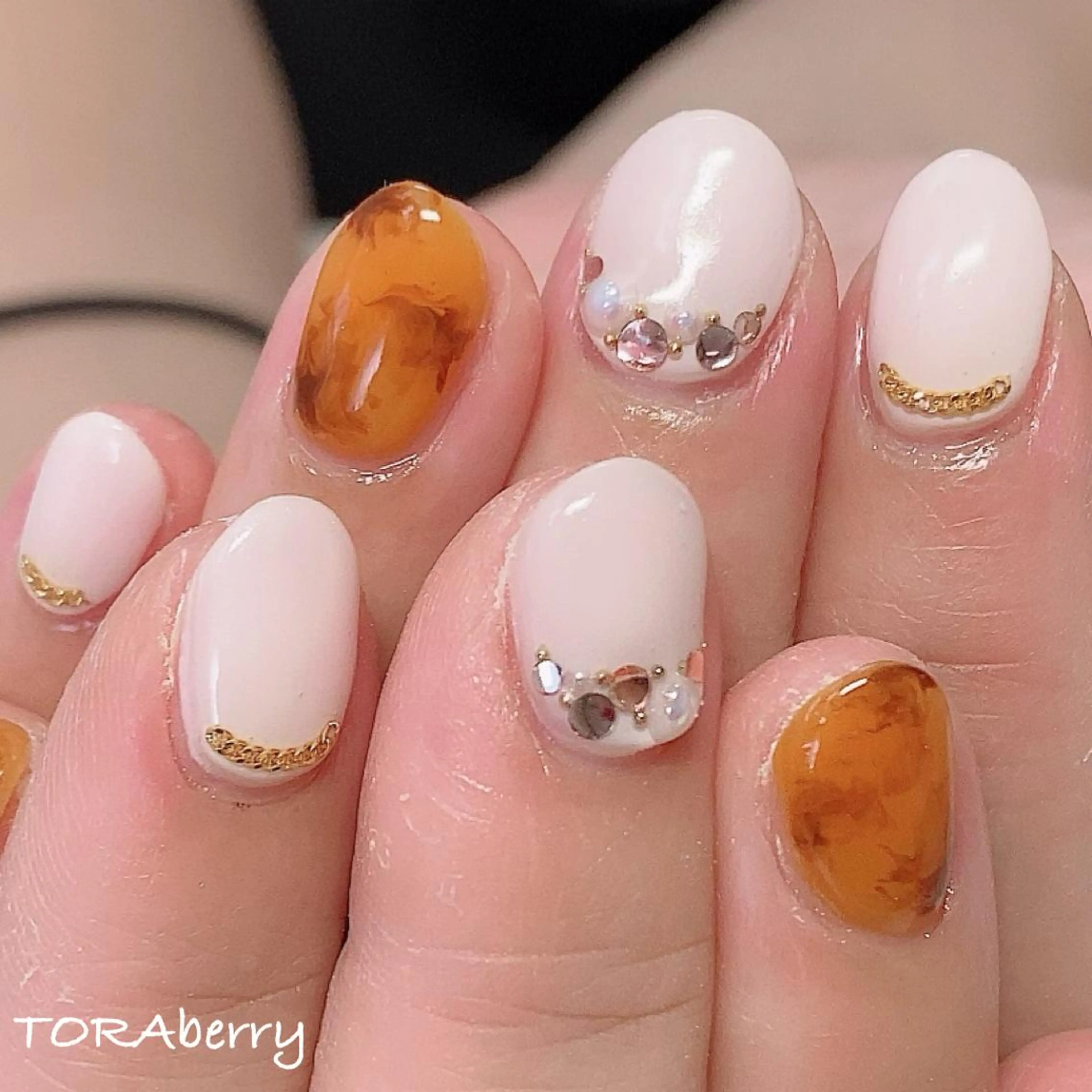 ネイル べっ甲ネイル ハンドネイル ネイリスト なつみのネイルデザイン