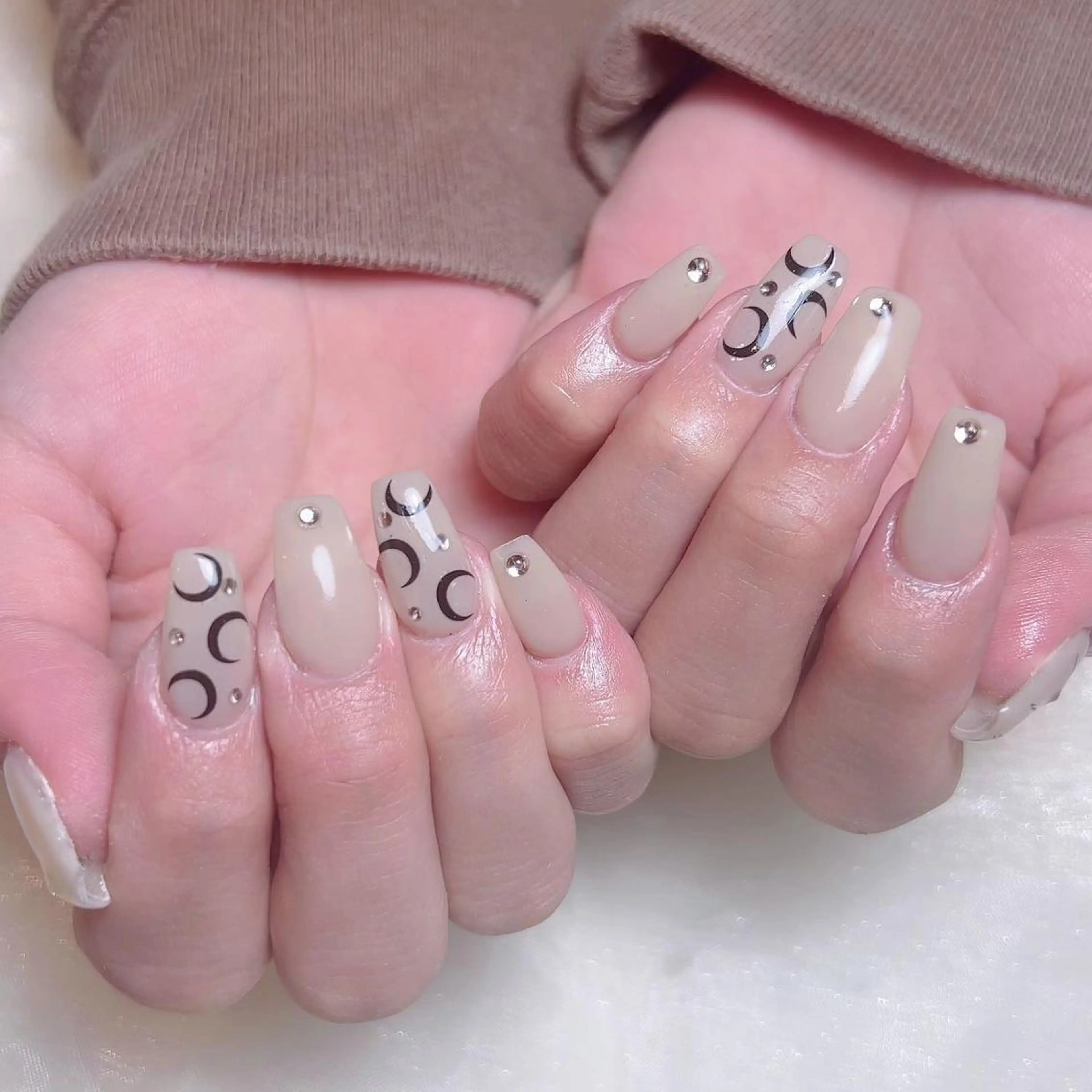 ネイル メンズ 持ち込み シンプルネイル ストーンネイル ハンドネイル NAILサロン 木にいるのネイルデザイン