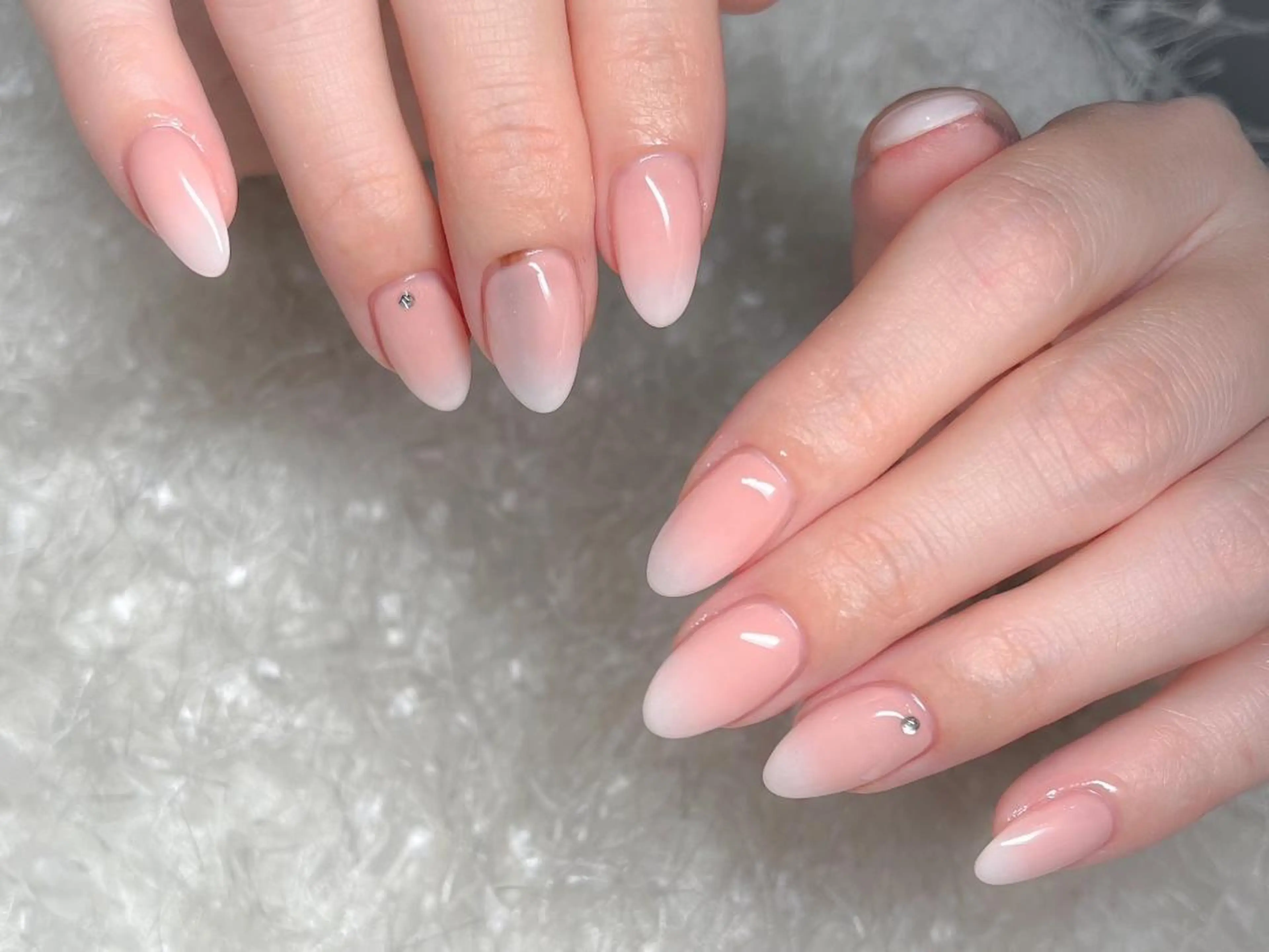 ネイル 桜ネイル 長さ出し フレンチネイル ジェルネイル グラデーション ハンドネイル Nail&eye Belire 新宿のネイルデザイン