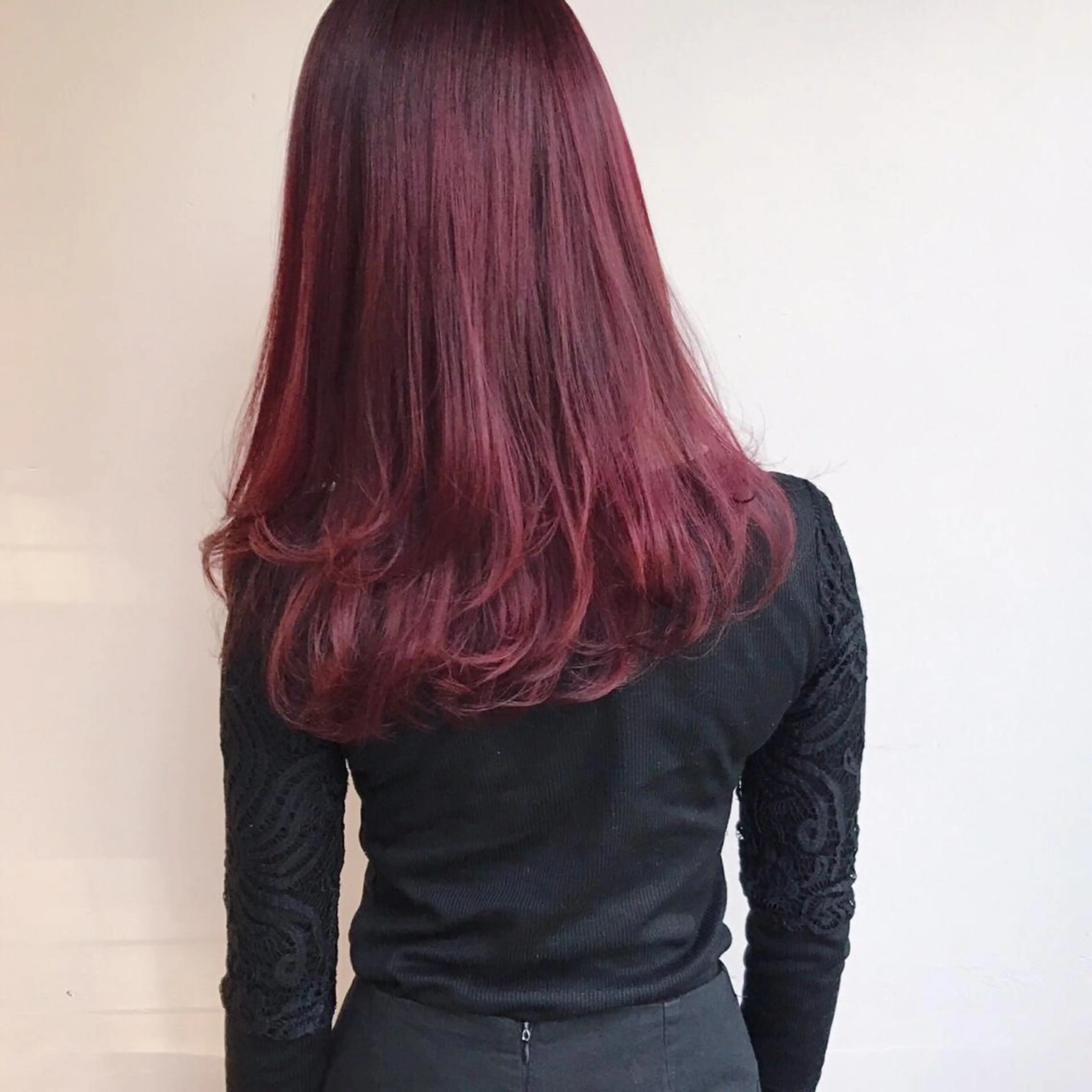 ミディアム カラー 池上 みゆのヘアスタイル