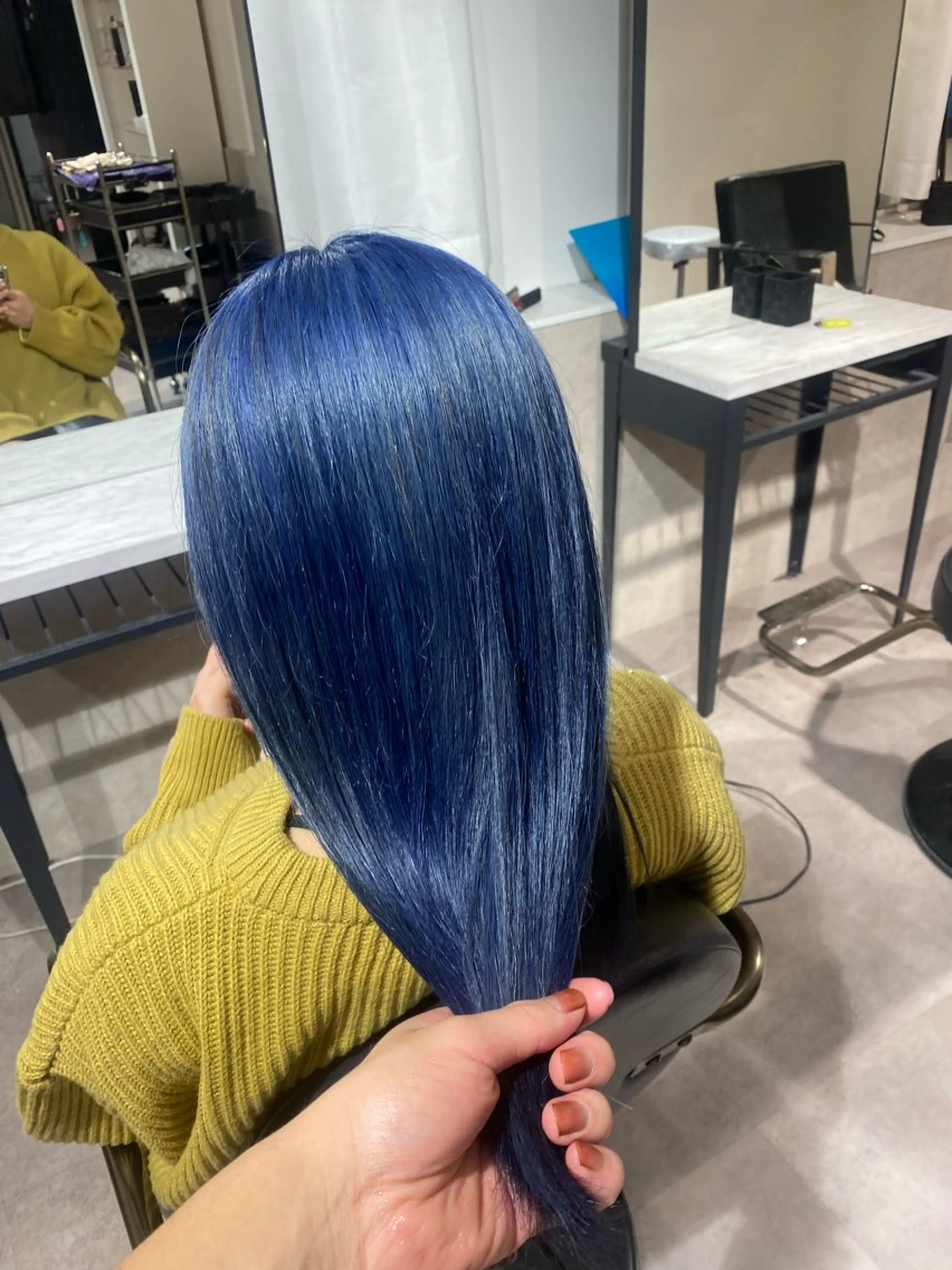 カラー ブルーカラー ネイビーカラー カット ヘアカラー Seleneコウキ ブリーチ/ハイトーンのヘアスタイル