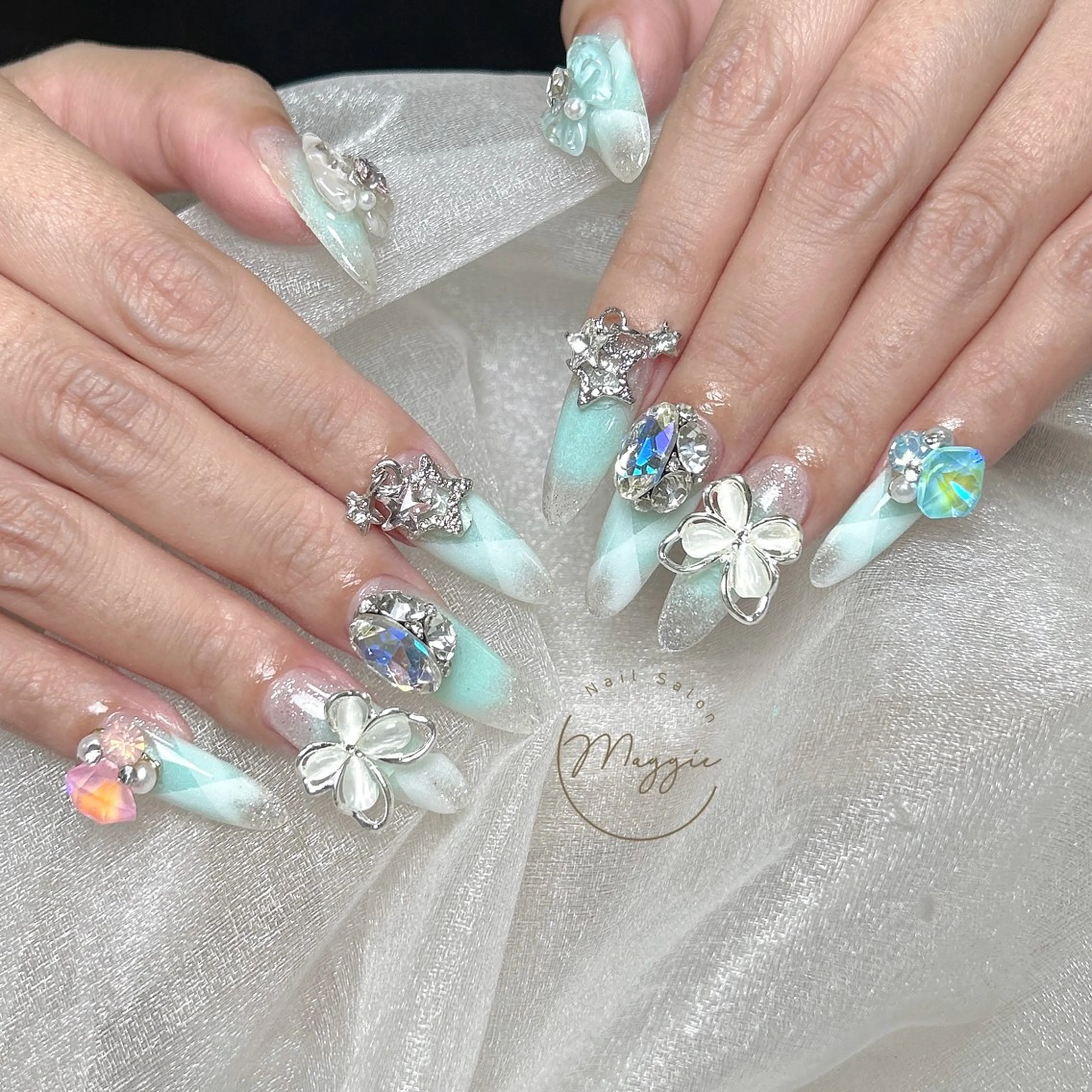 ネイル ハンドネイル Maggie Nail🦩のネイルデザイン