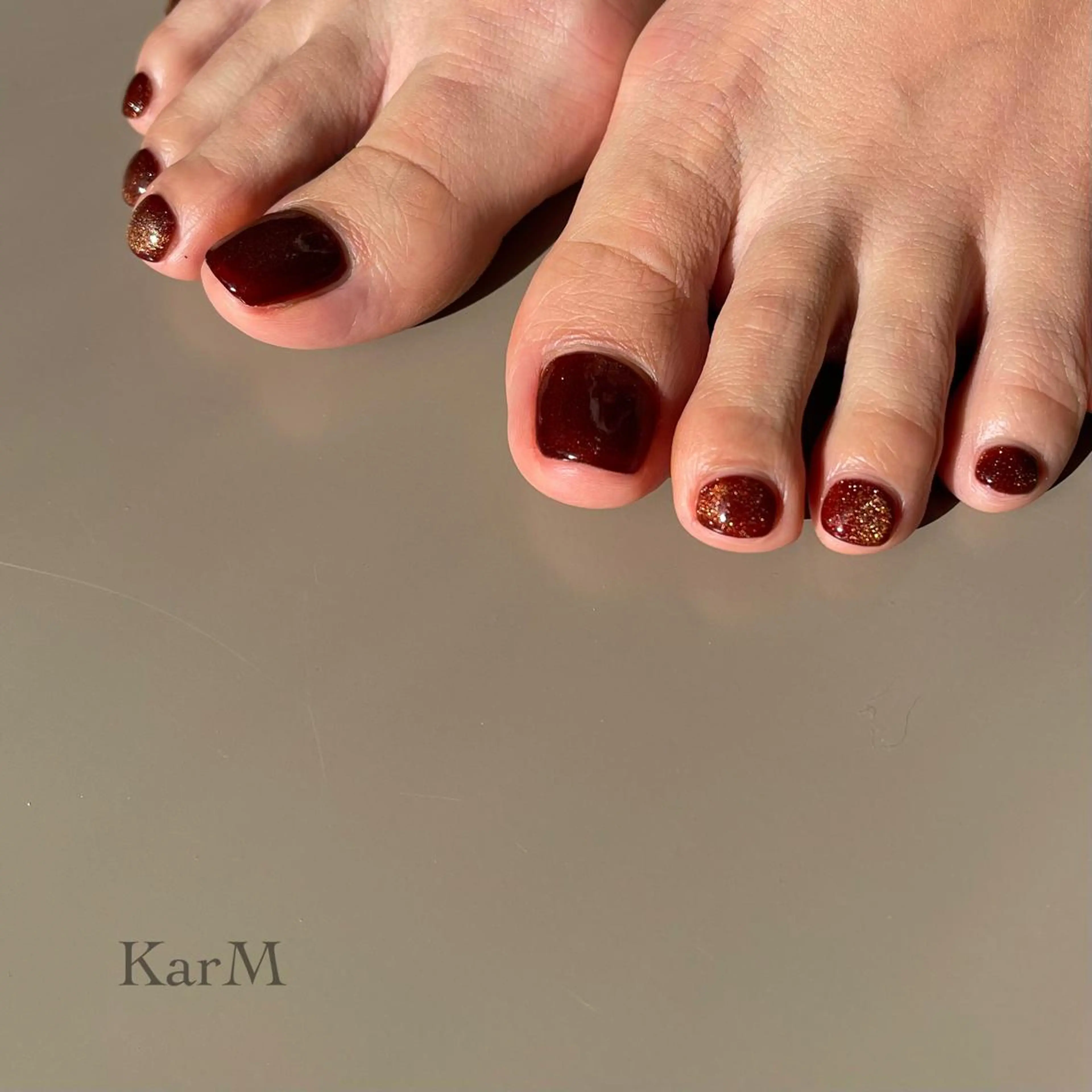 【フットワンカラー✨】初回ジェルオフ無料🦋🫧130色以上のカラー、ラメから選べるワンカラー🩵🩷の写真