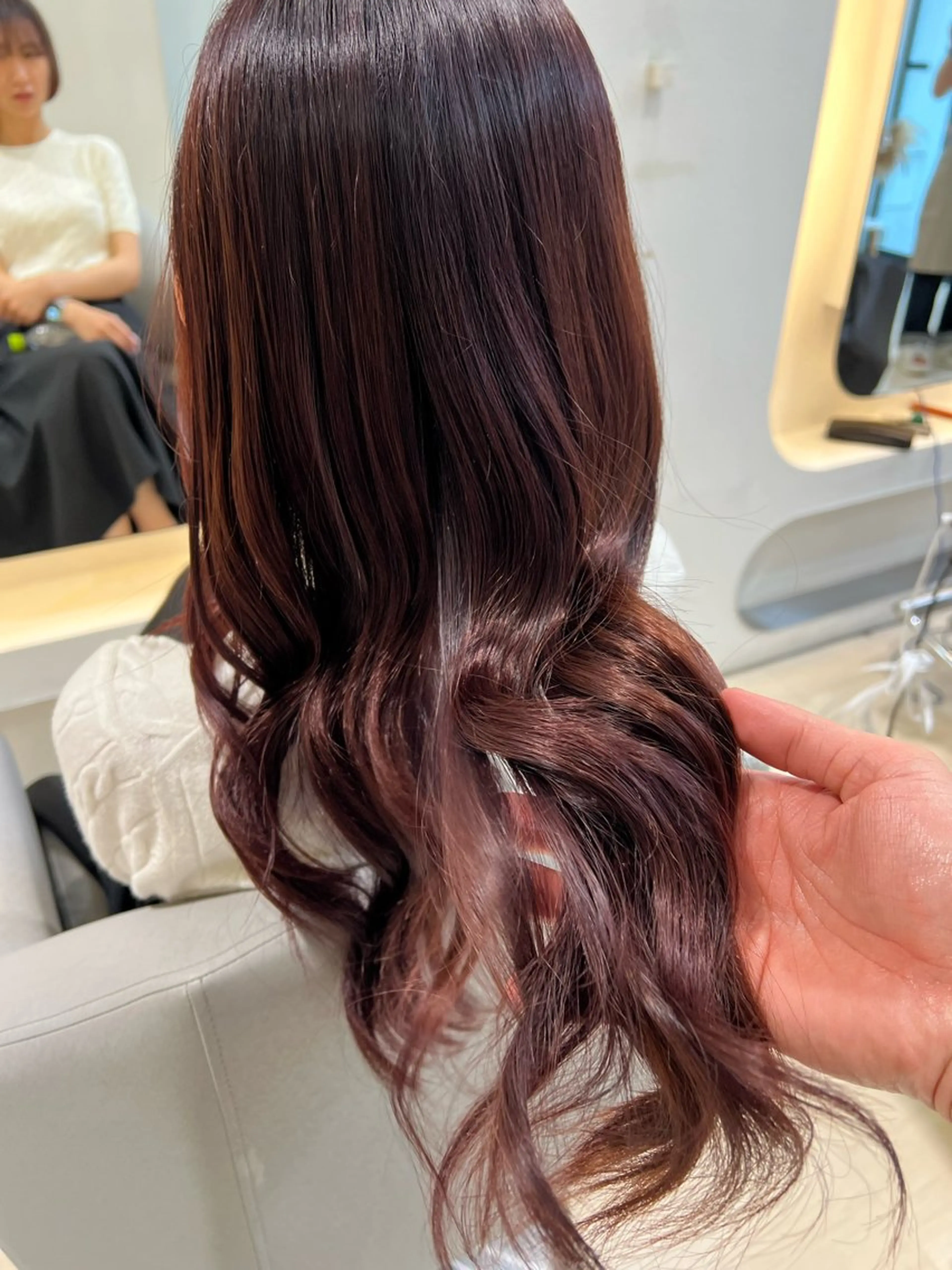 ミディアム カラー ヘアカラー 堀井 凌平のヘアスタイル