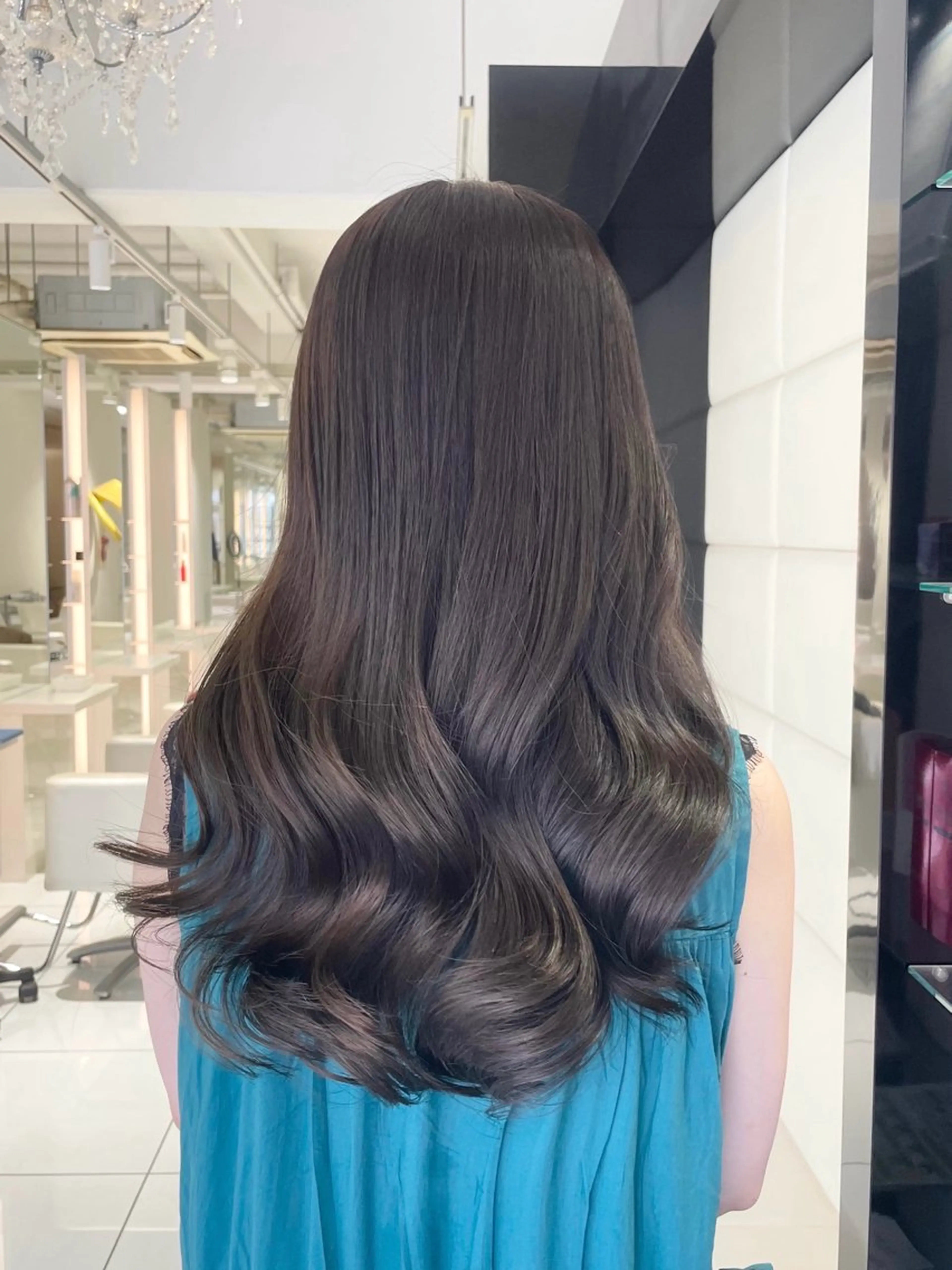 ロング カラー 髪質改善 ヘアカラー 縮毛矯正 雰囲気引き出す ✨大人レディのヘアスタイル