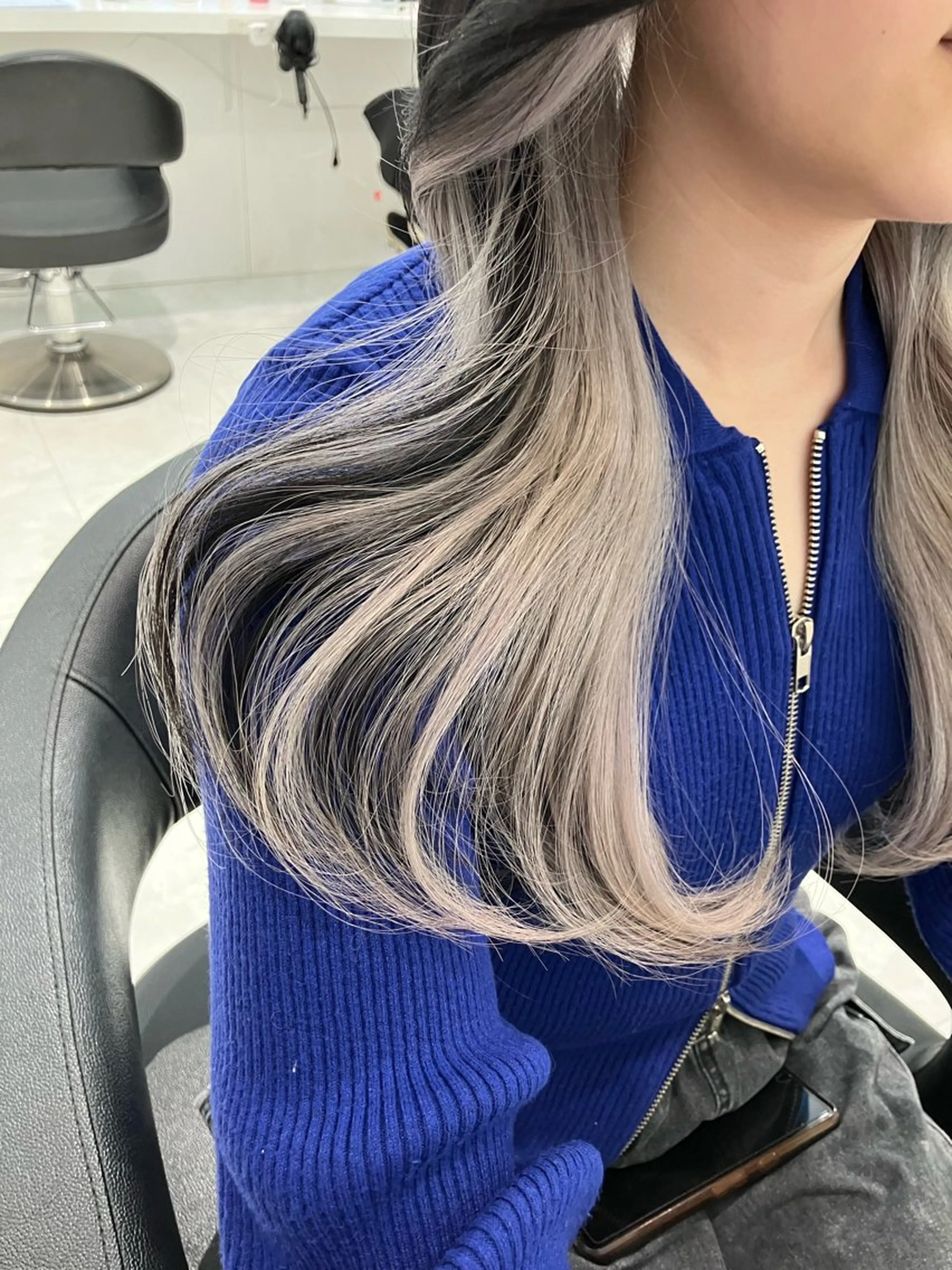 ロング カラー ヘアカラー トリートメント 💓ブリーチ特化 透明感💓あい💓のヘアスタイル