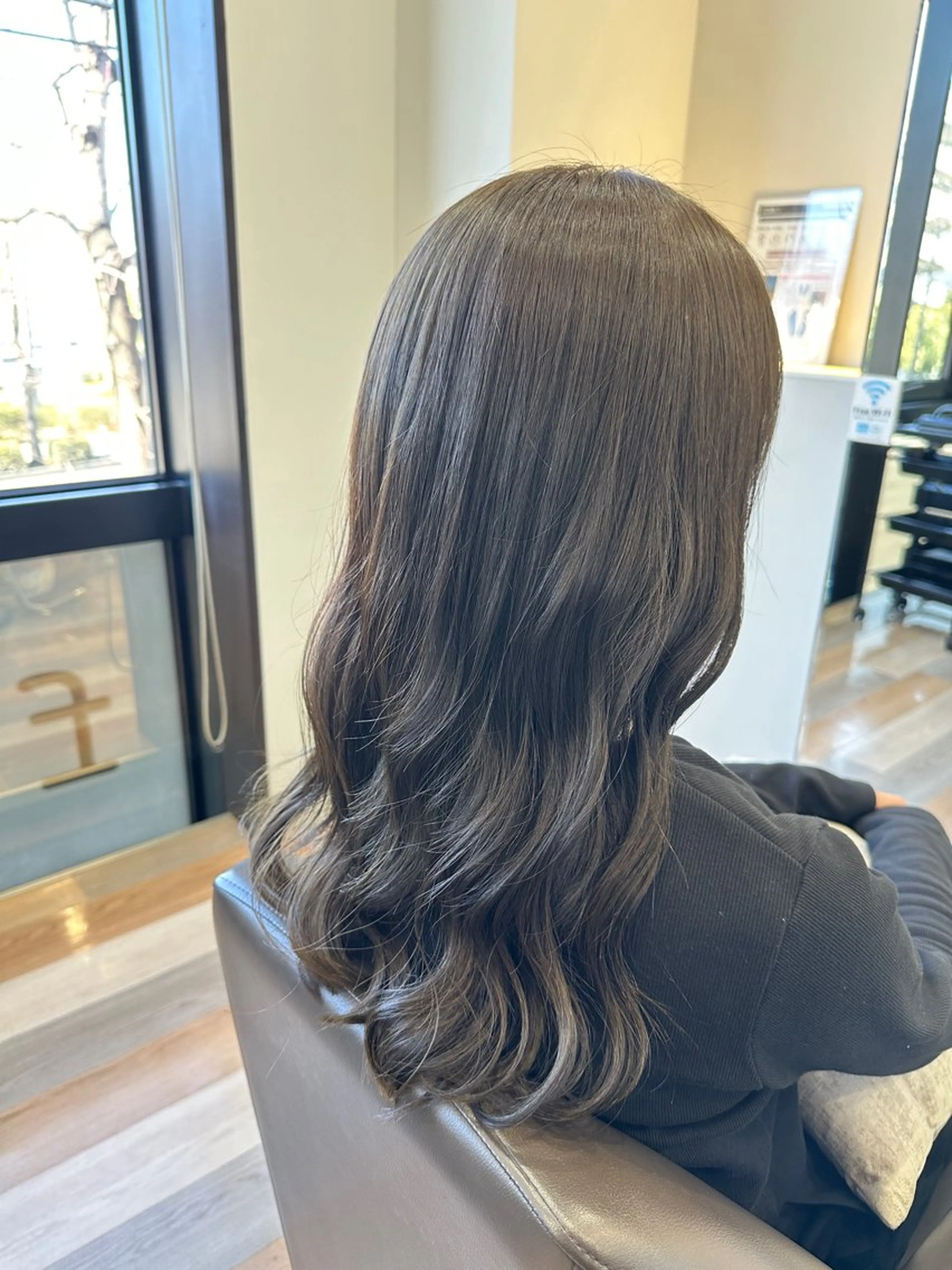 トータルビューティ カット・カラーの写真