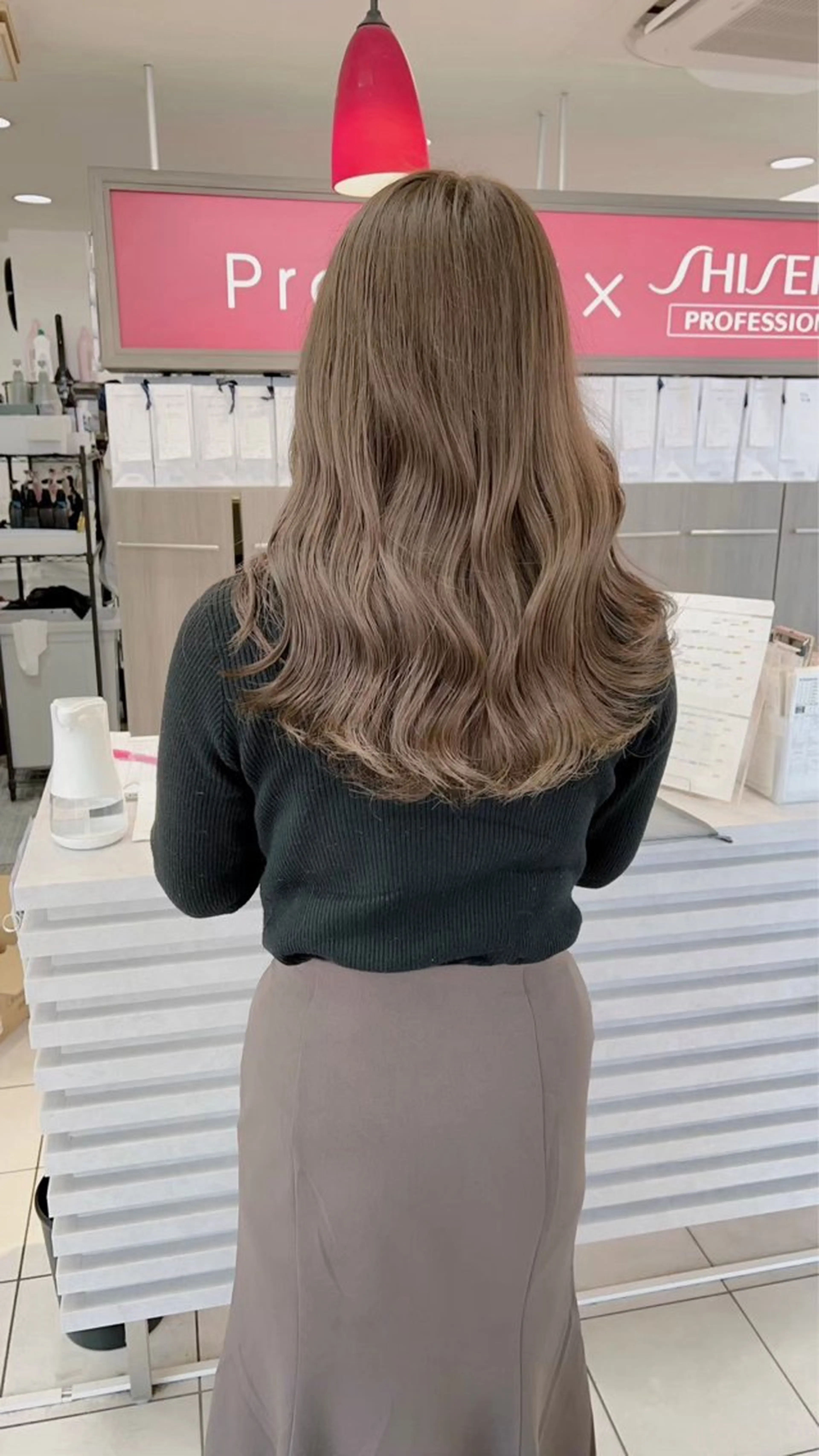 セミロング ヘアカラー トリートメント 髪質改善カラー 指名No.1👑のヘアスタイル