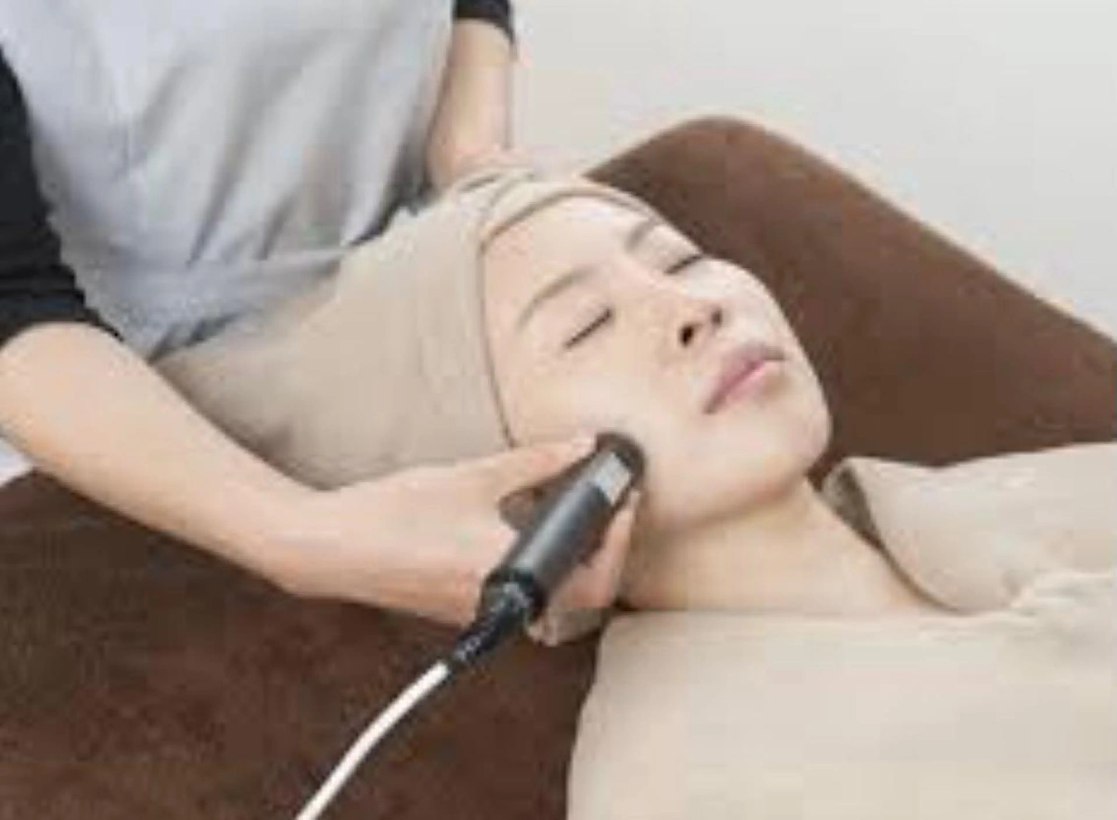 ダブルビタミン（超音波＋イオン導入）(50分)の写真